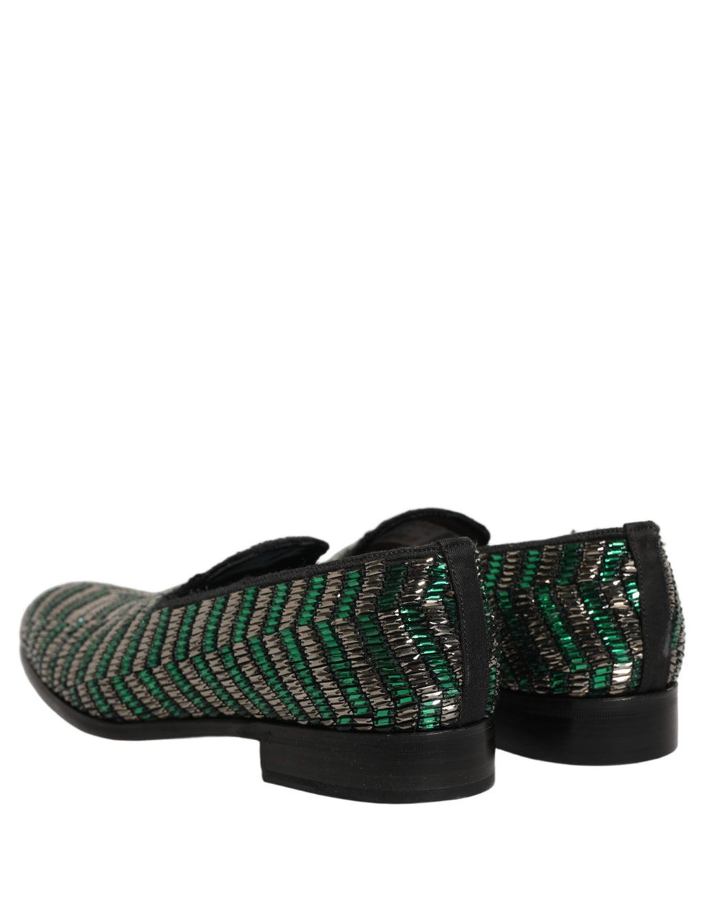 Chaussures mocassins Dolce & Gabbana en argent et vert avec embellissements, style élégant et sophistiqué, vue de face.
