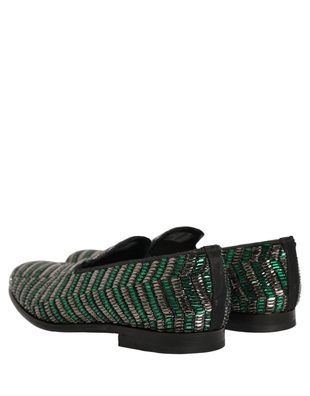 Chaussures loafer Dolce & Gabbana argentées et vertes ornées de détails brillants, élégantes et sophistiquées.