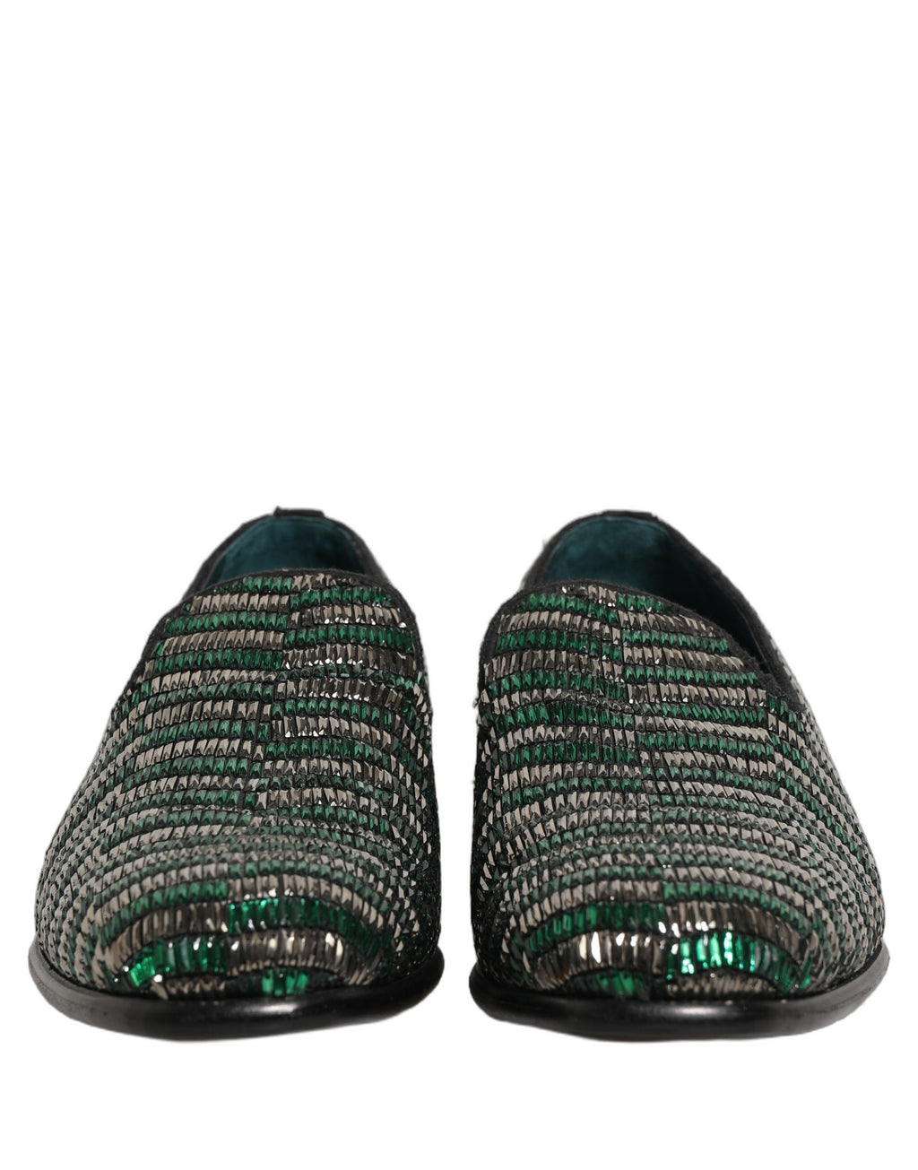 Chaussures loafers Dolce & Gabbana en argent et vert ornées de détails brillants, élégantes et sophistiquées.