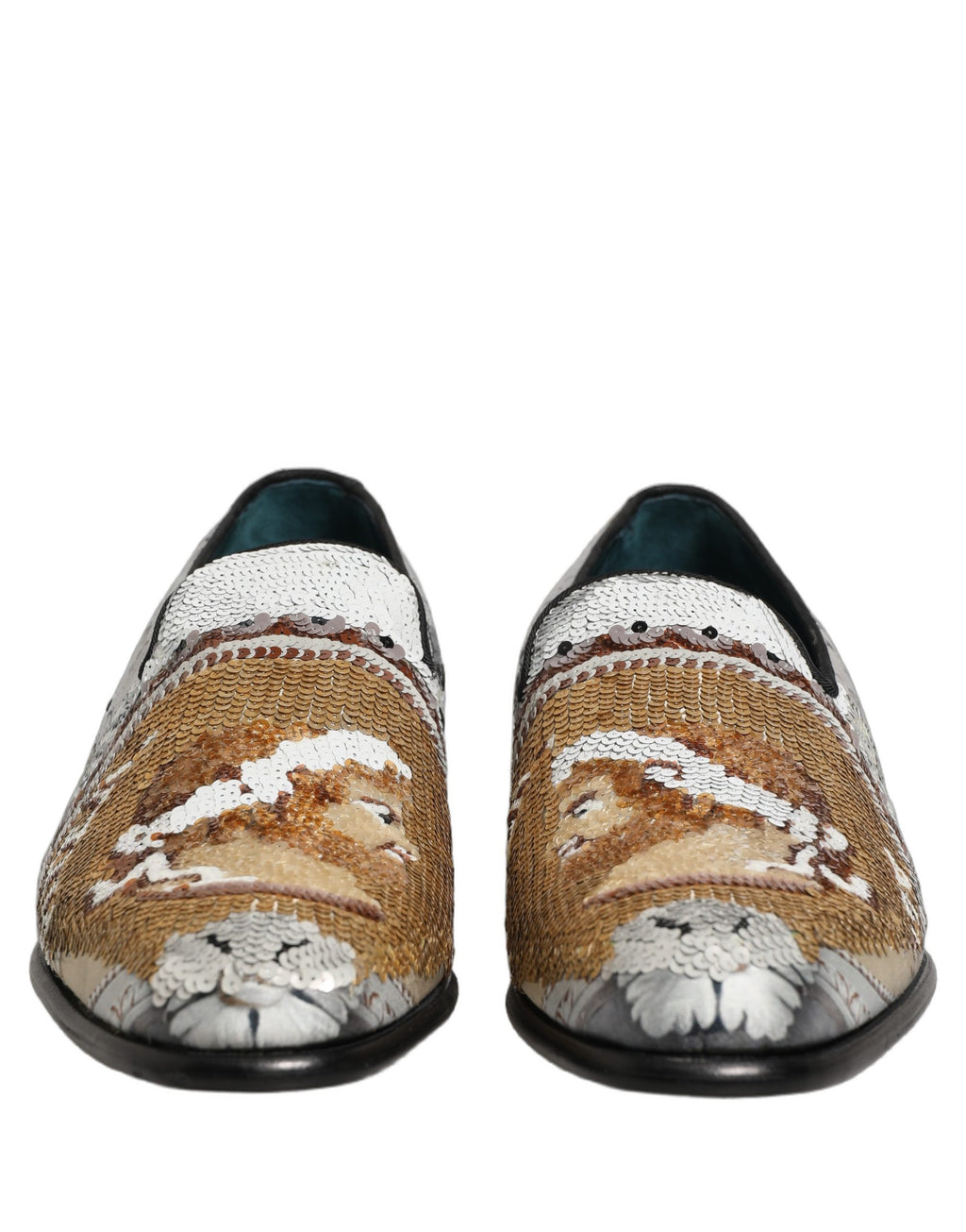 Chaussures mocassins Dolce & Gabbana blanches en sequins et or, mode slip-on élégante et brillante.