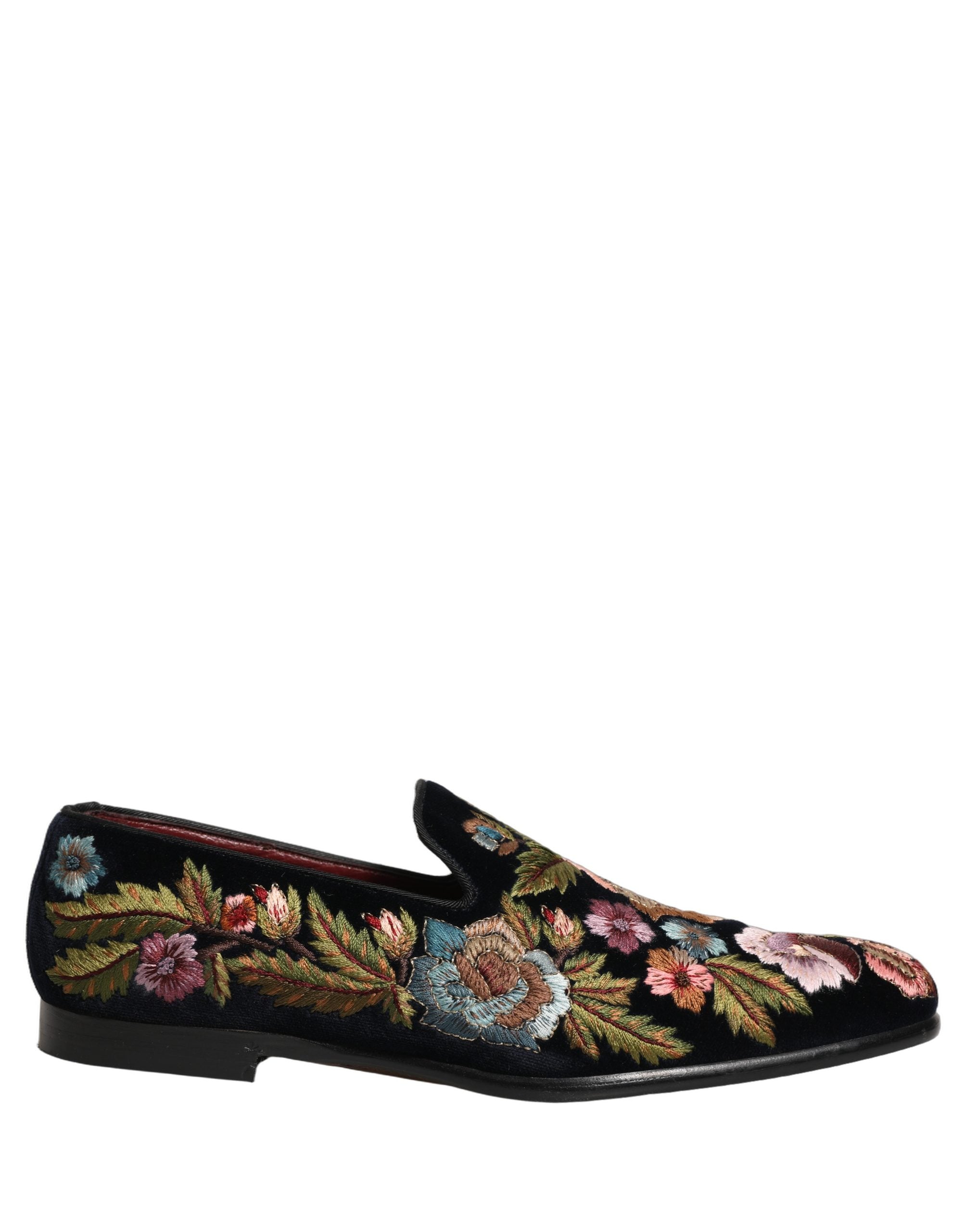 Chaussures loafers en velours noir Dolce & Gabbana avec broderie florale élégante et détails raffinés.