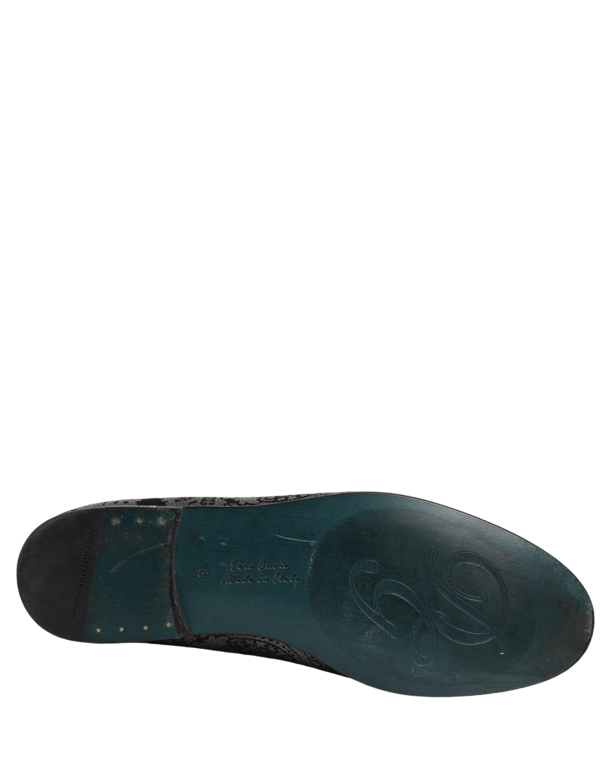 Chaussures loafers en cuir argenté à jacquard de Dolce & Gabbana, slip-on élégants et sophistiqués.