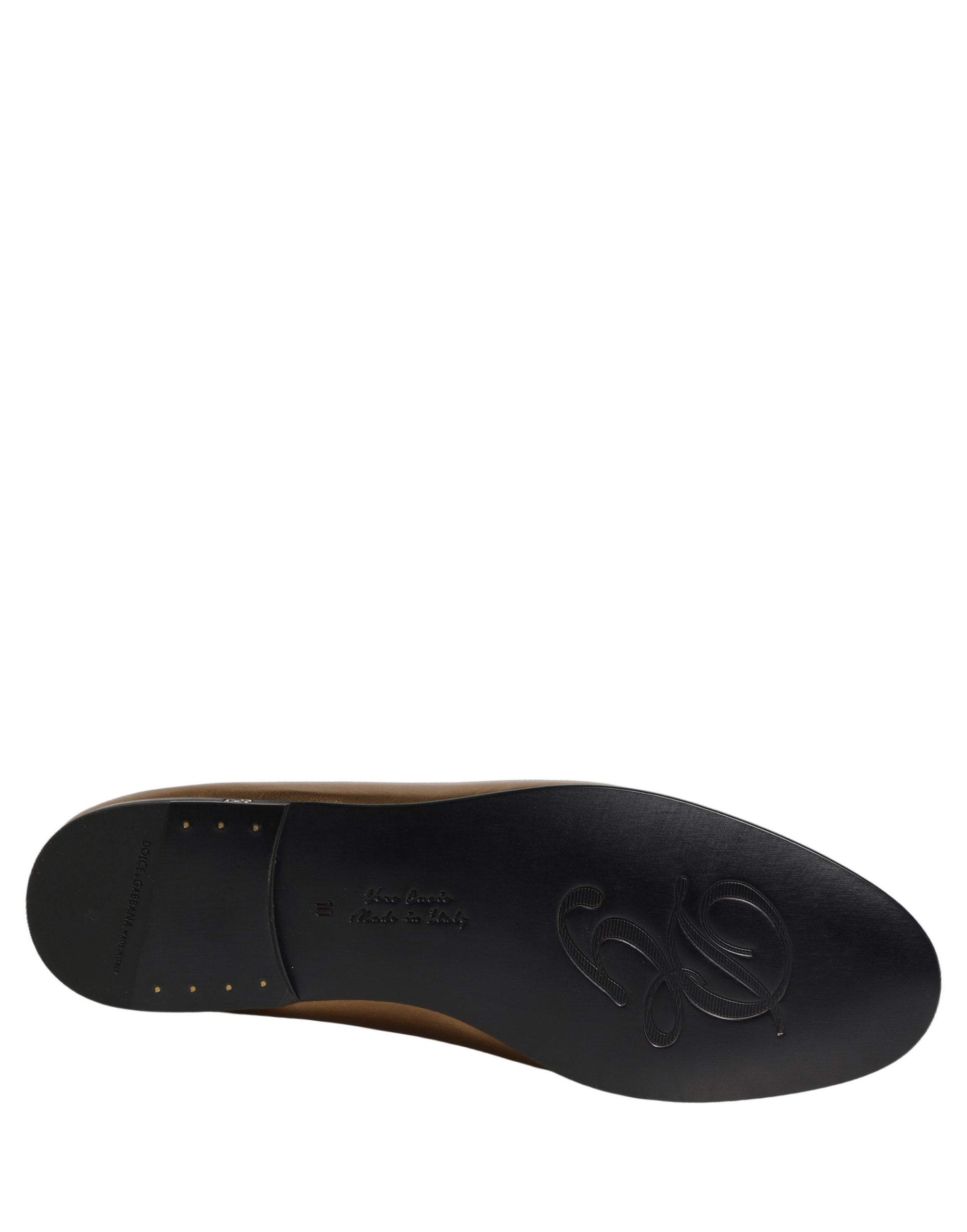 Chaussures mocassins slip-on en cuir doré Dolce & Gabbana avec logo DG pour homme, élégantes et modernes.