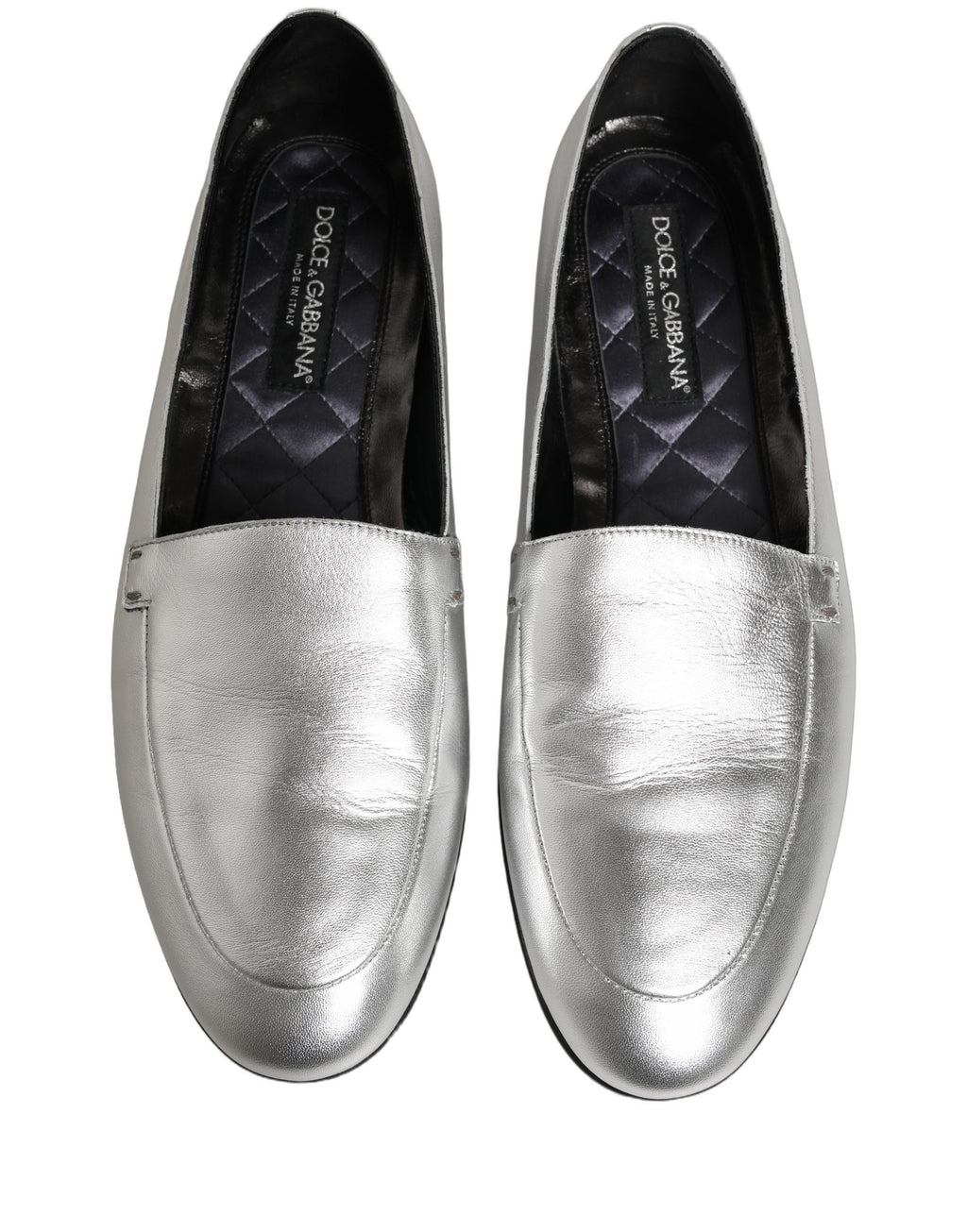 Chaussures loafers Dolce & Gabbana en cuir argenté avec logo DG, slip-on élégants pour homme.