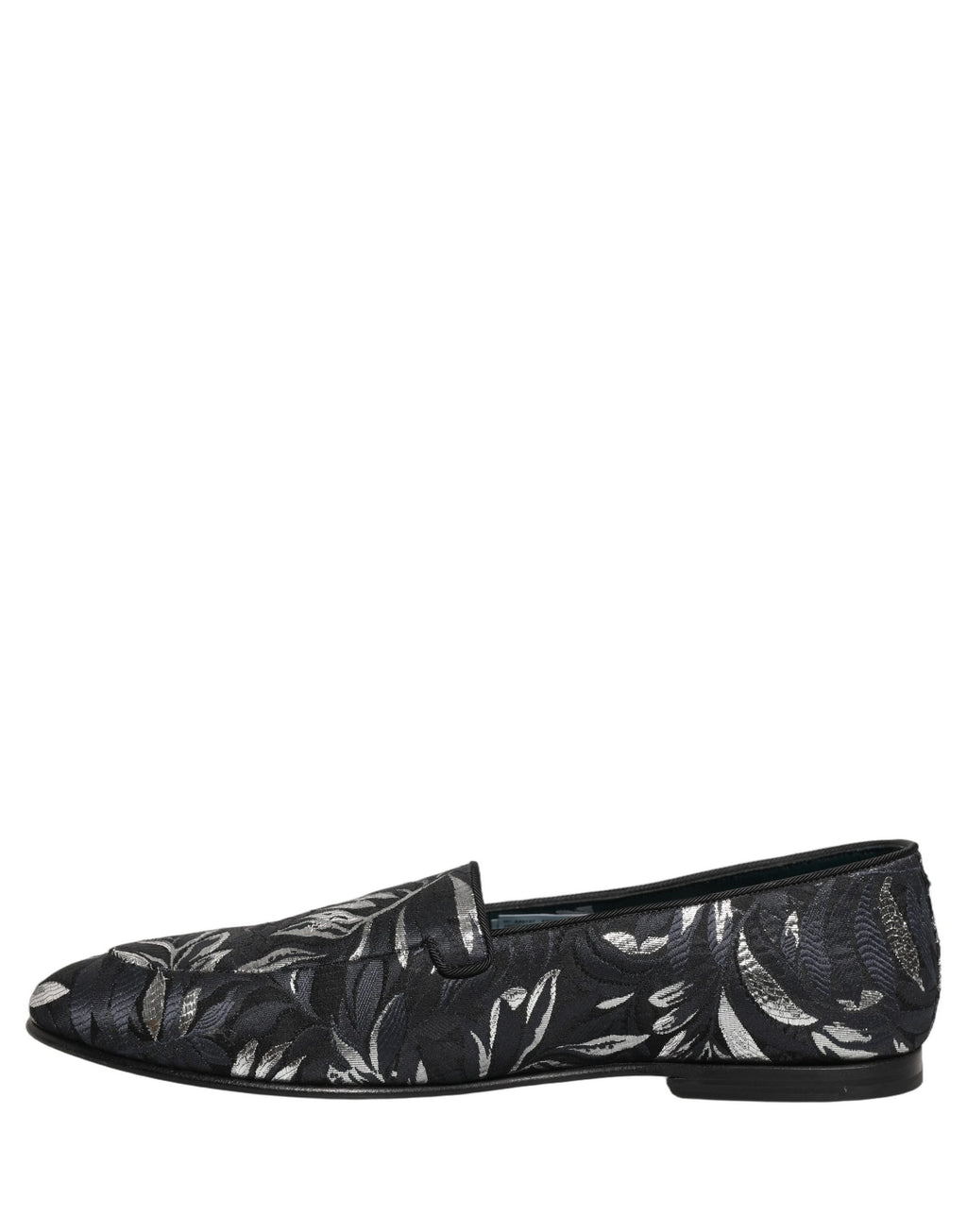 Chaussures loafers Dolce & Gabbana noires avec broderie feuilles pour homme, élégantes et stylées, visibles sur cette image.