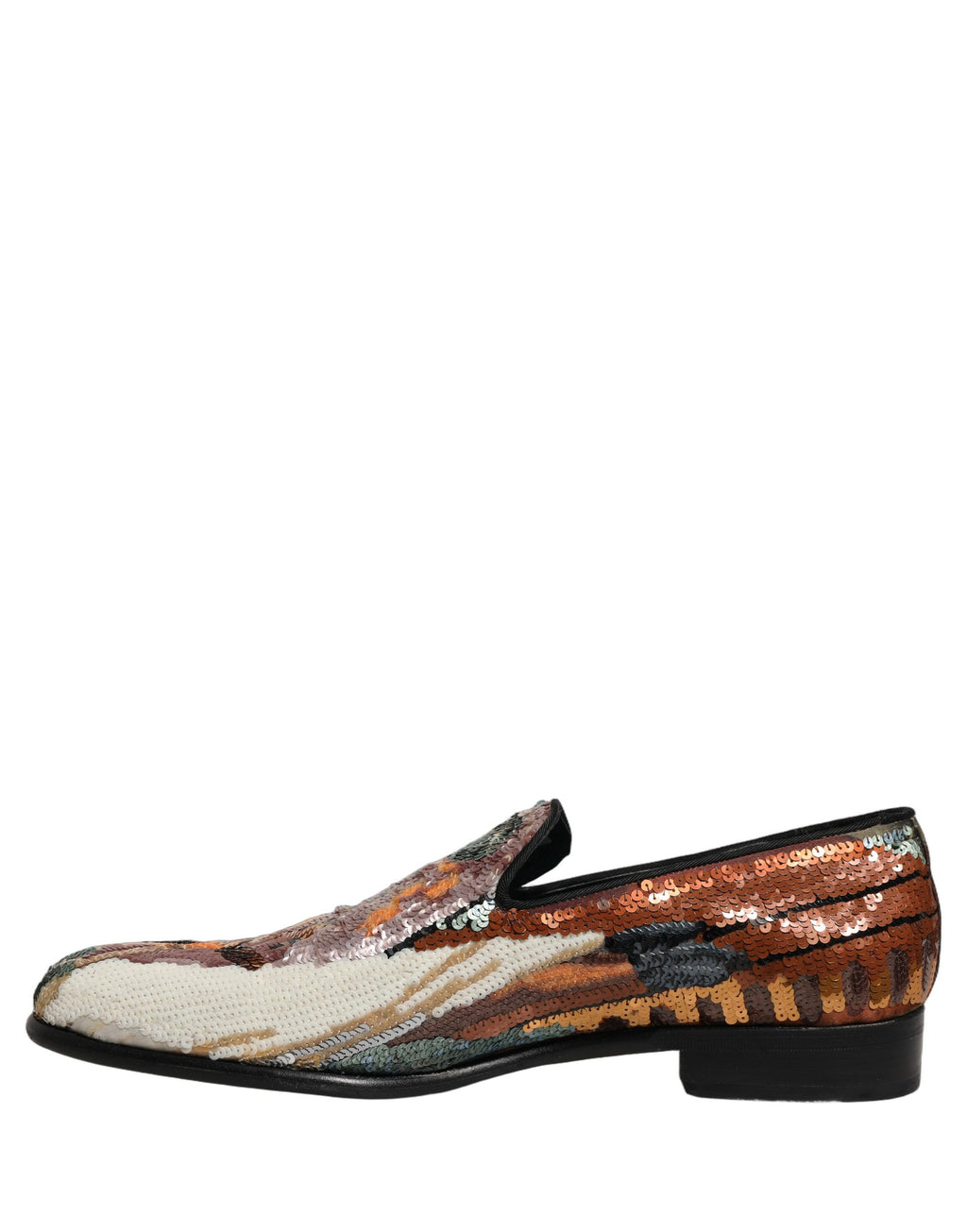 Chaussures loafers Dolce & Gabbana à sequins brodés multicolores, style élégant et sophistiqué, pour femmes.