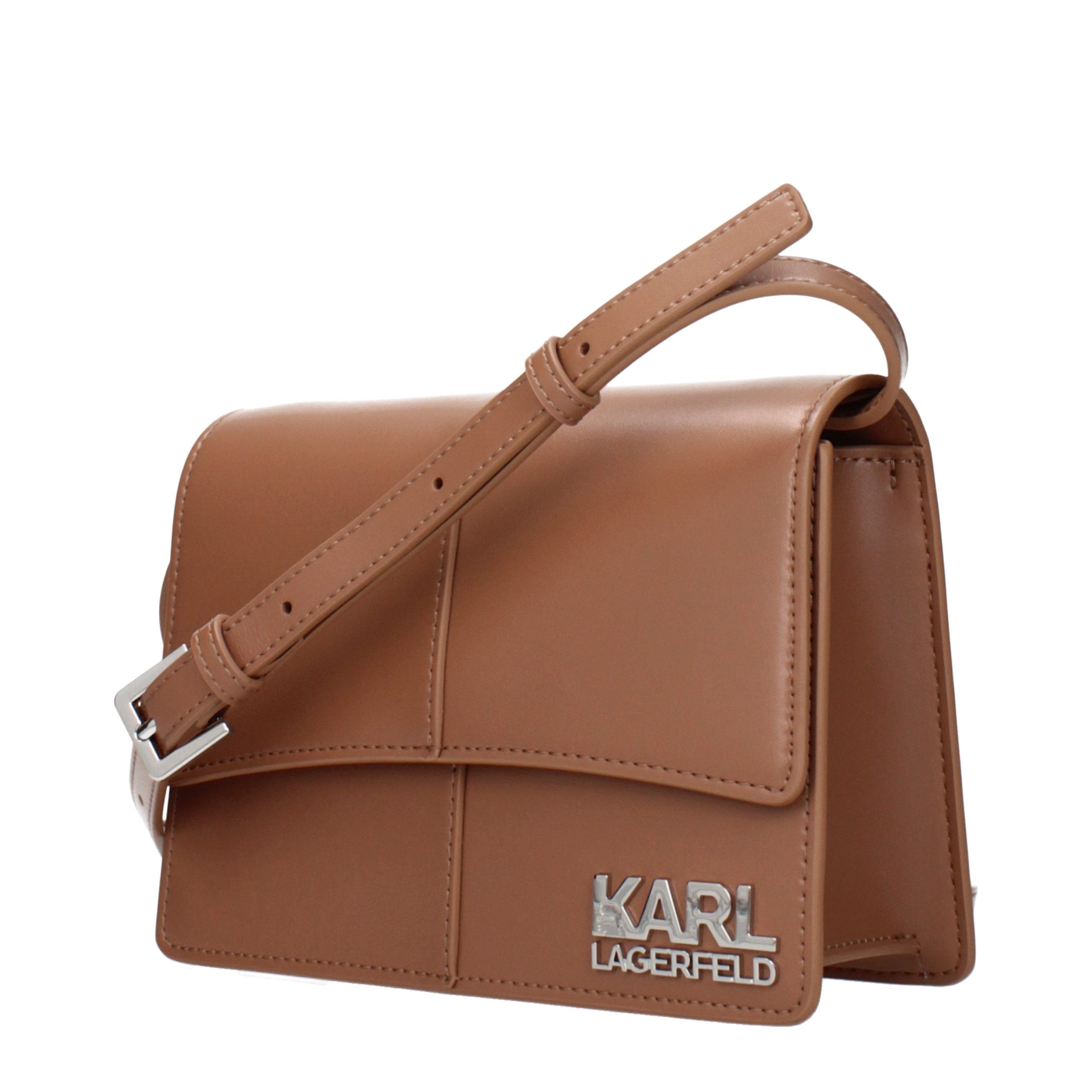 Sac à bandoulière en polyéthylène marron de Karl Lagerfeld, design moderne et élégant, visible avec détails de la poche et de la poignée.
