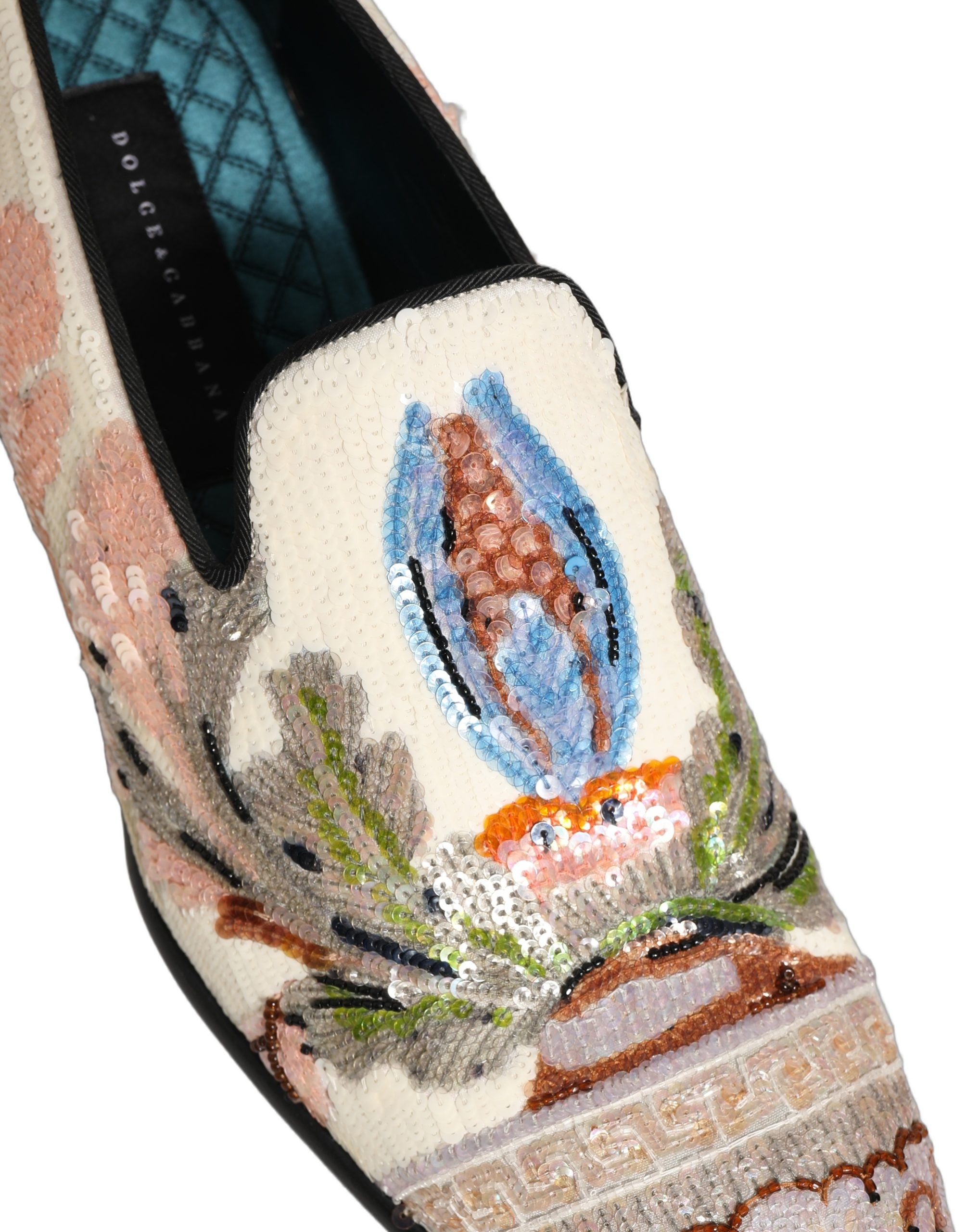 Chaussures mocassins Dolce & Gabbana à sequins multicolores et broderies, élégantes et raffinées.