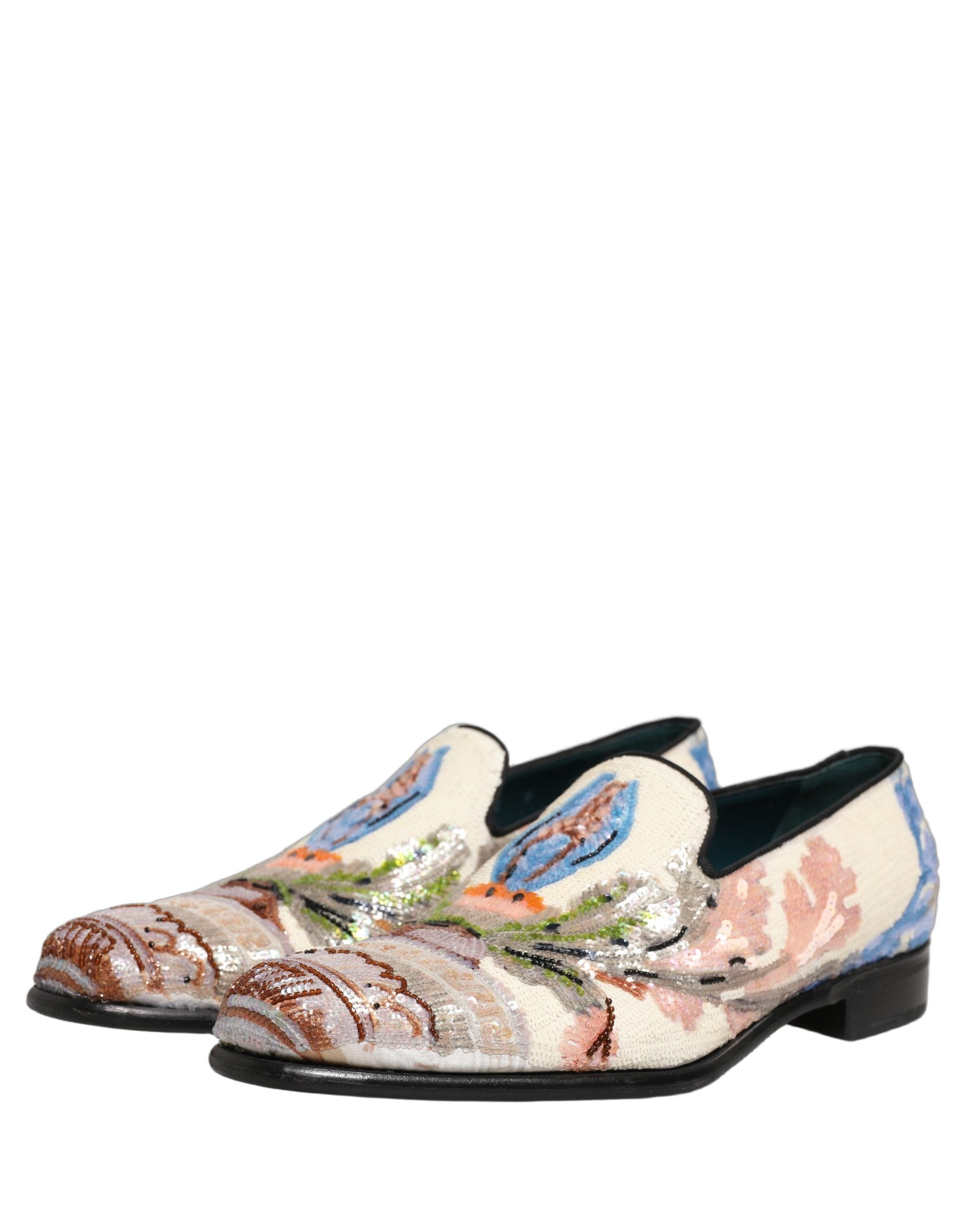 Chaussures mocassins Dolce & Gabbana à sequins multicolores et broderies, élégantes et tendance.