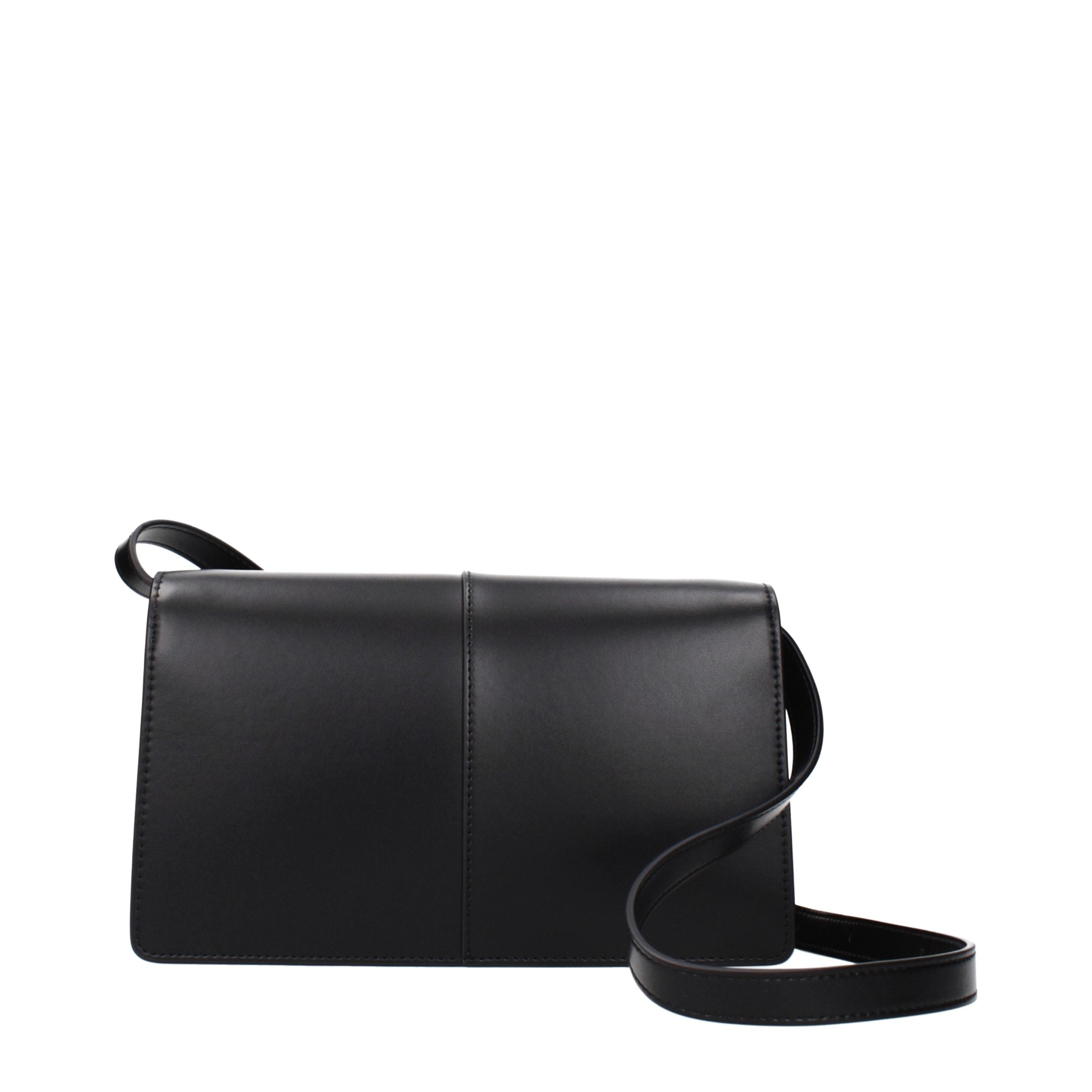 Sac à bandoulière en polyéthylène noir de la marque Karl Lagerfeld, avec design élégant et logo visible.
