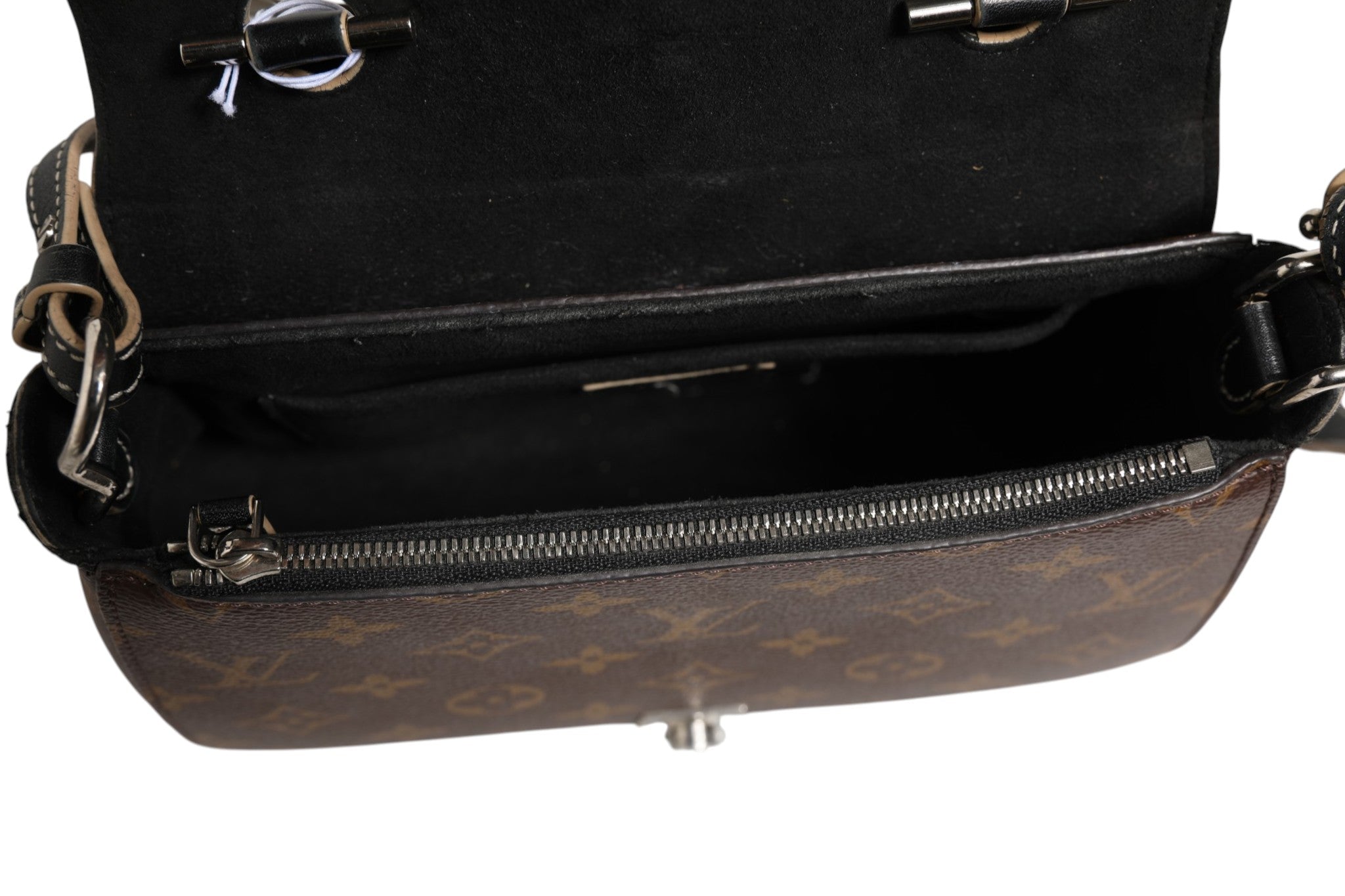 Sac à main Louis Vuitton Chain It en cuir de veau monogrammé noir, petit modèle avec chaîne dorée.