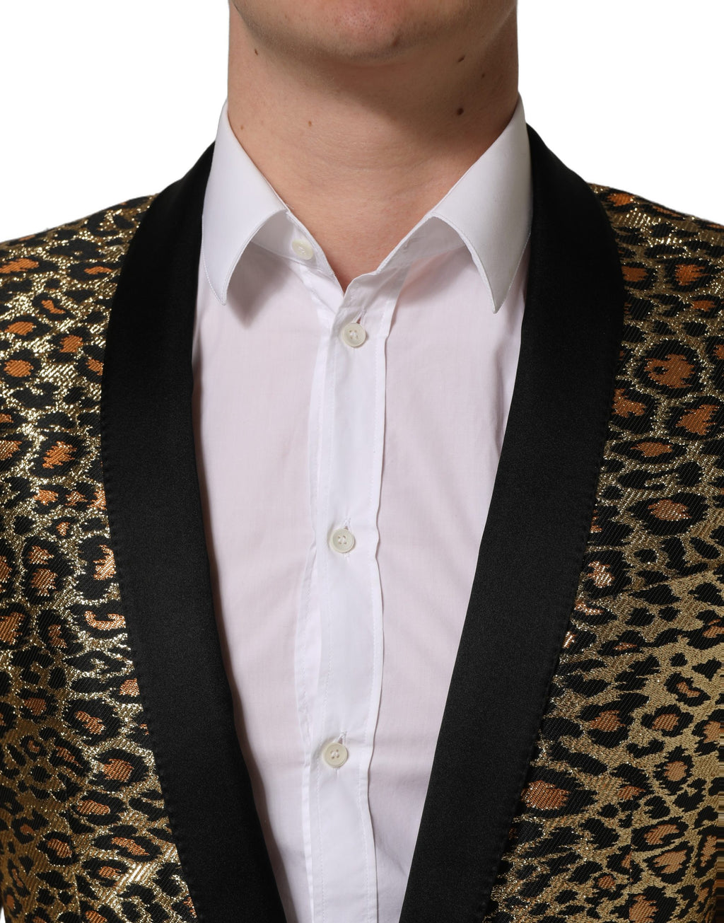 Manteau pour homme Dolce & Gabbana en or à motifs léopard, coupe simple boutonnage, veste élégante en tissu brillant.