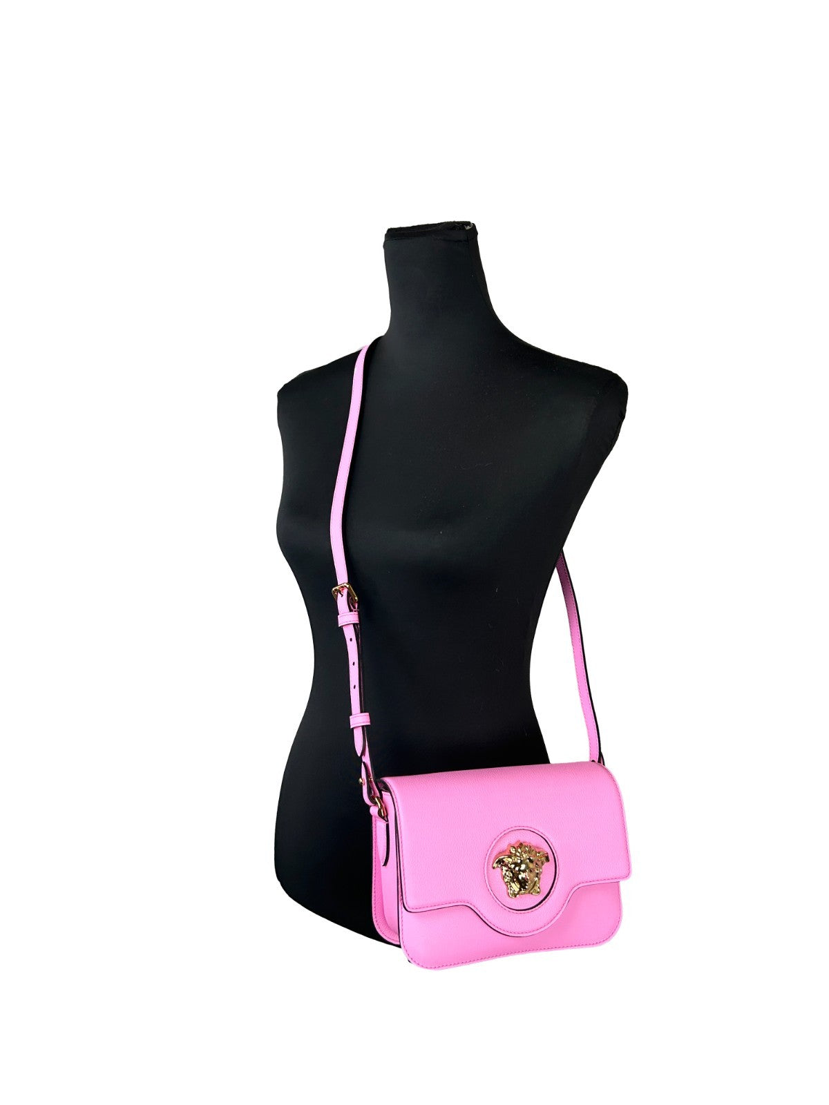 Sac bandoulière en cuir rose Versace La Medusa, avec logo emblématique et design élégant.