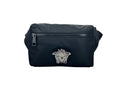 Sac banane Versace Medusa en nylon noir, ceinture portefeuille élégante pour la taille, avec logo emblématique.