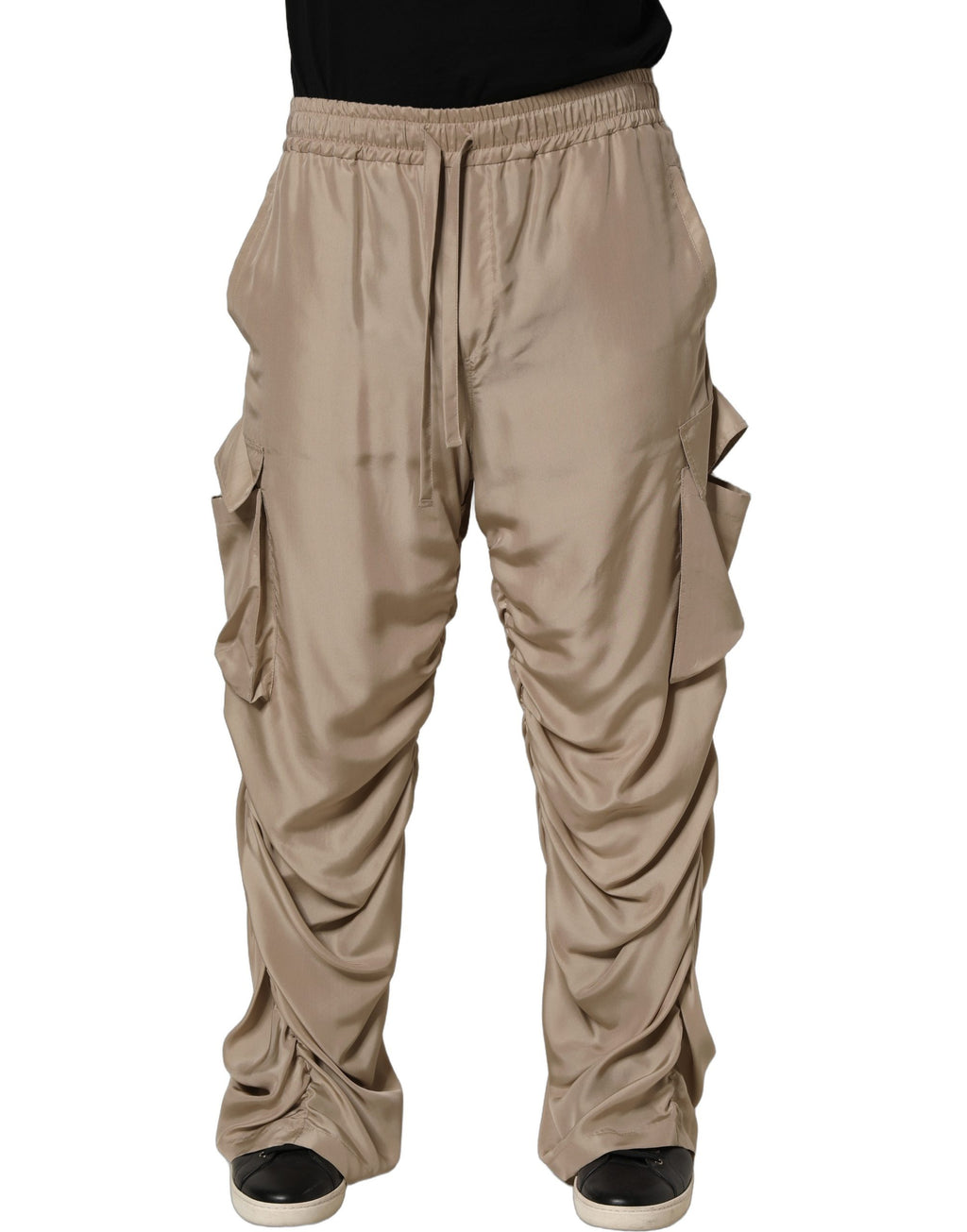 Pantalon jogger pour homme Dolce & Gabbana, parachute cargo brun avec détails froncés et style décontracté.