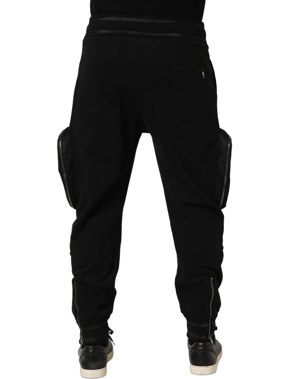 Pantalon jogger cargo noir Dolce & Gabbana à taille moyenne, tissu confortable et style décontracté, visible en gros plan.