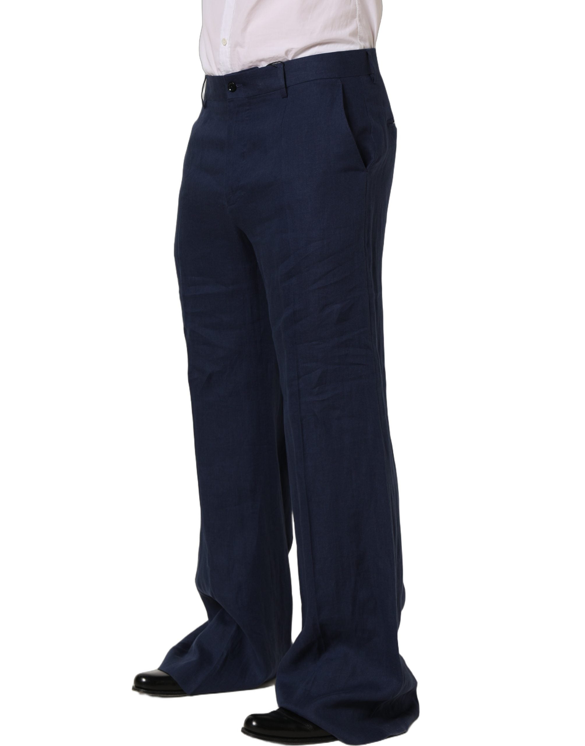 Pantalon homme Dolce & Gabbana en lin bleu, coupe droite, style élégant et moderne, visible sur l'image.