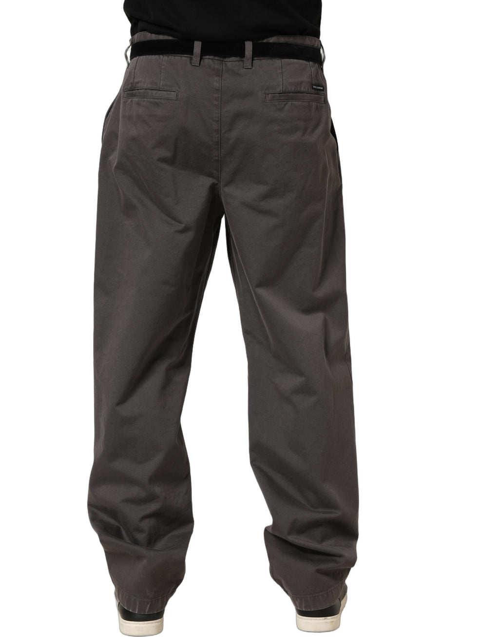 Pantalon homme Dolce & Gabbana gris foncé, taille mi-haute, coupe droite, style élégant, en tissu léger.