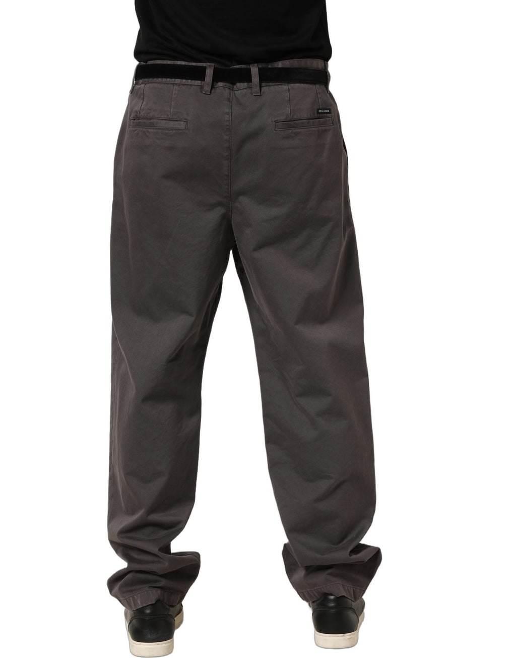 Pantalon homme Dolce & Gabbana gris foncé, taille mi-haute, coupe droite, pantalon classique en tissu élégant.