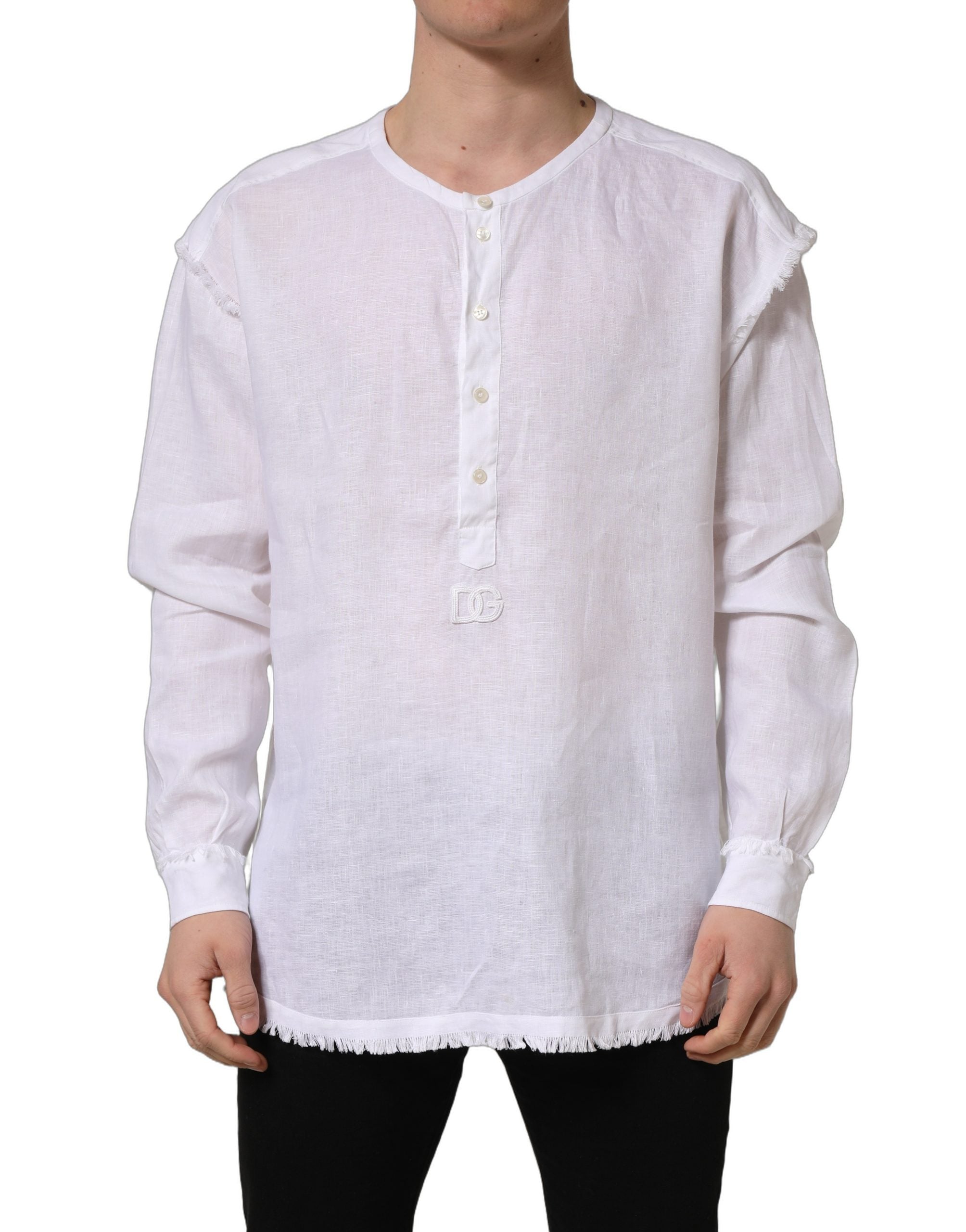 Chemise blanche en lin Dolce & Gabbana avec logo, manches longues, style décontracté, visible sur le produit.