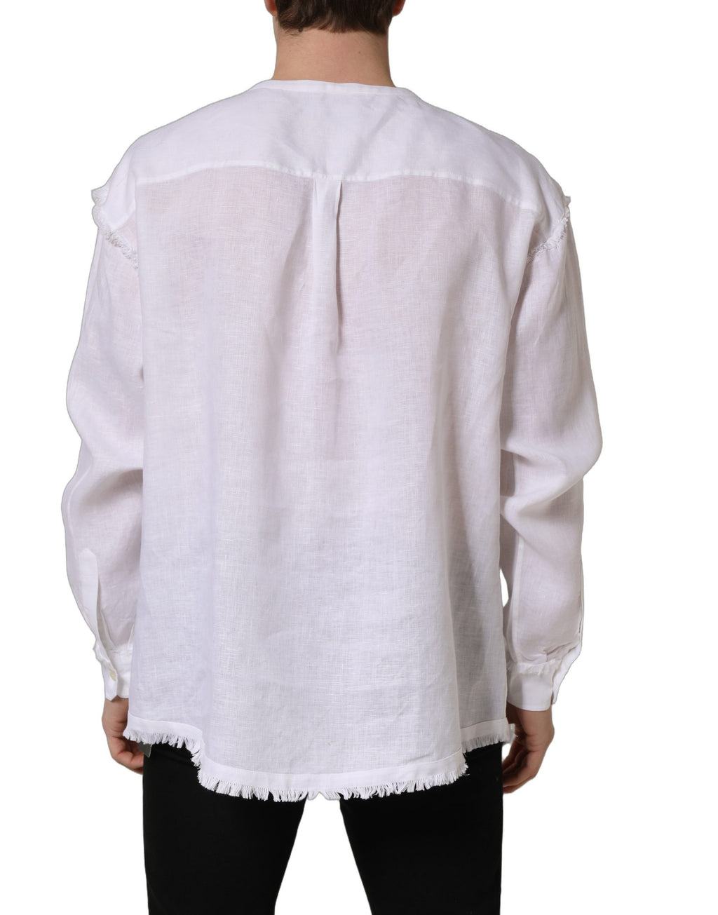 Chemise décontractée en lin blanc Dolce & Gabbana avec logo sur les manches longues, style élégant et confortable.