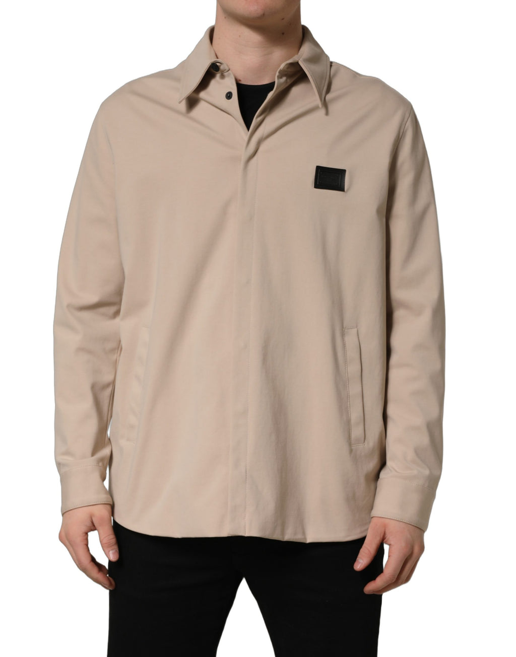 Chemise overshirt beige Dolce & Gabbana en coton, logo visible, pour homme, style casual.