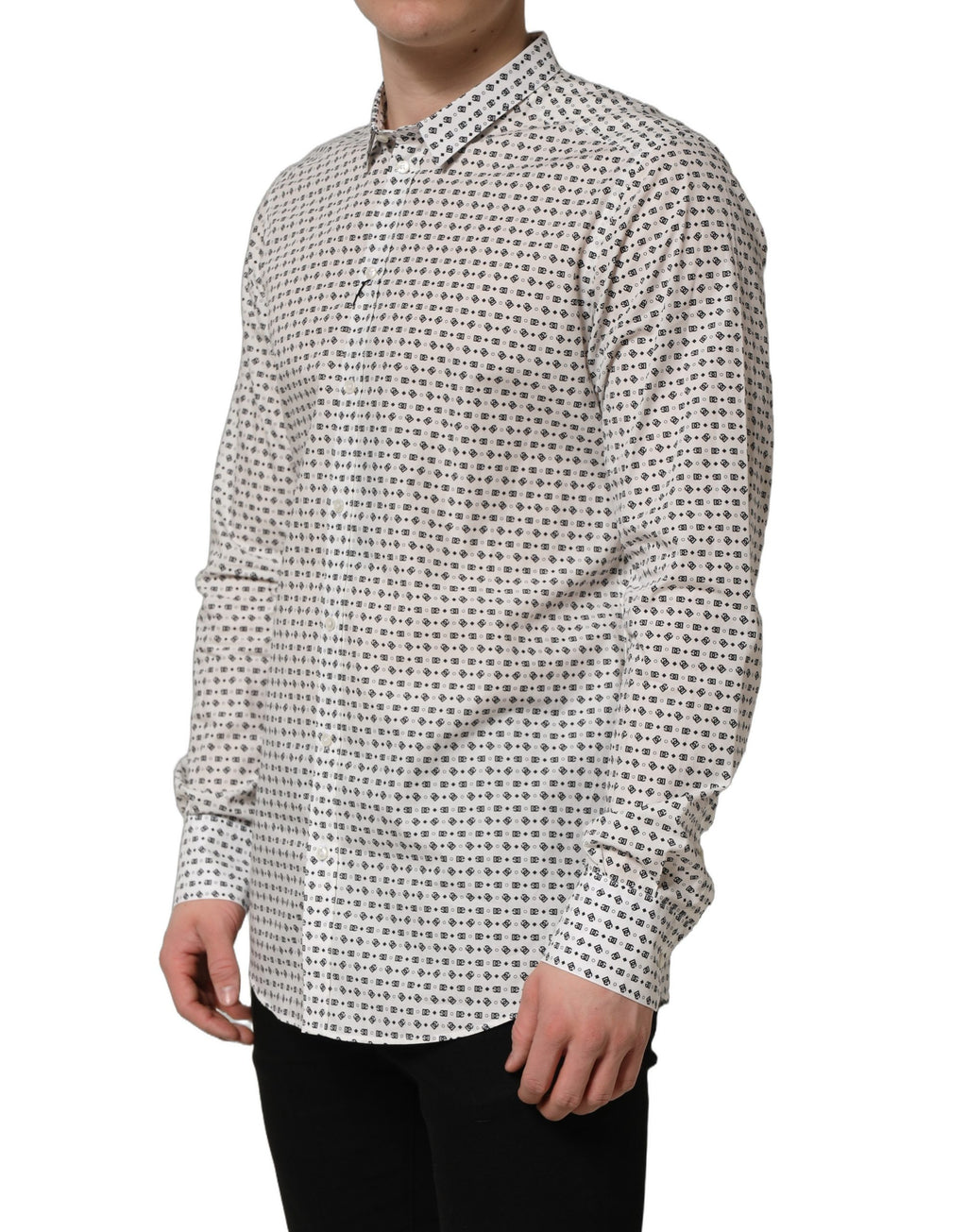 Chemise longue Dolce & Gabbana blanche à logo doré à manches longues, en coton élégant.