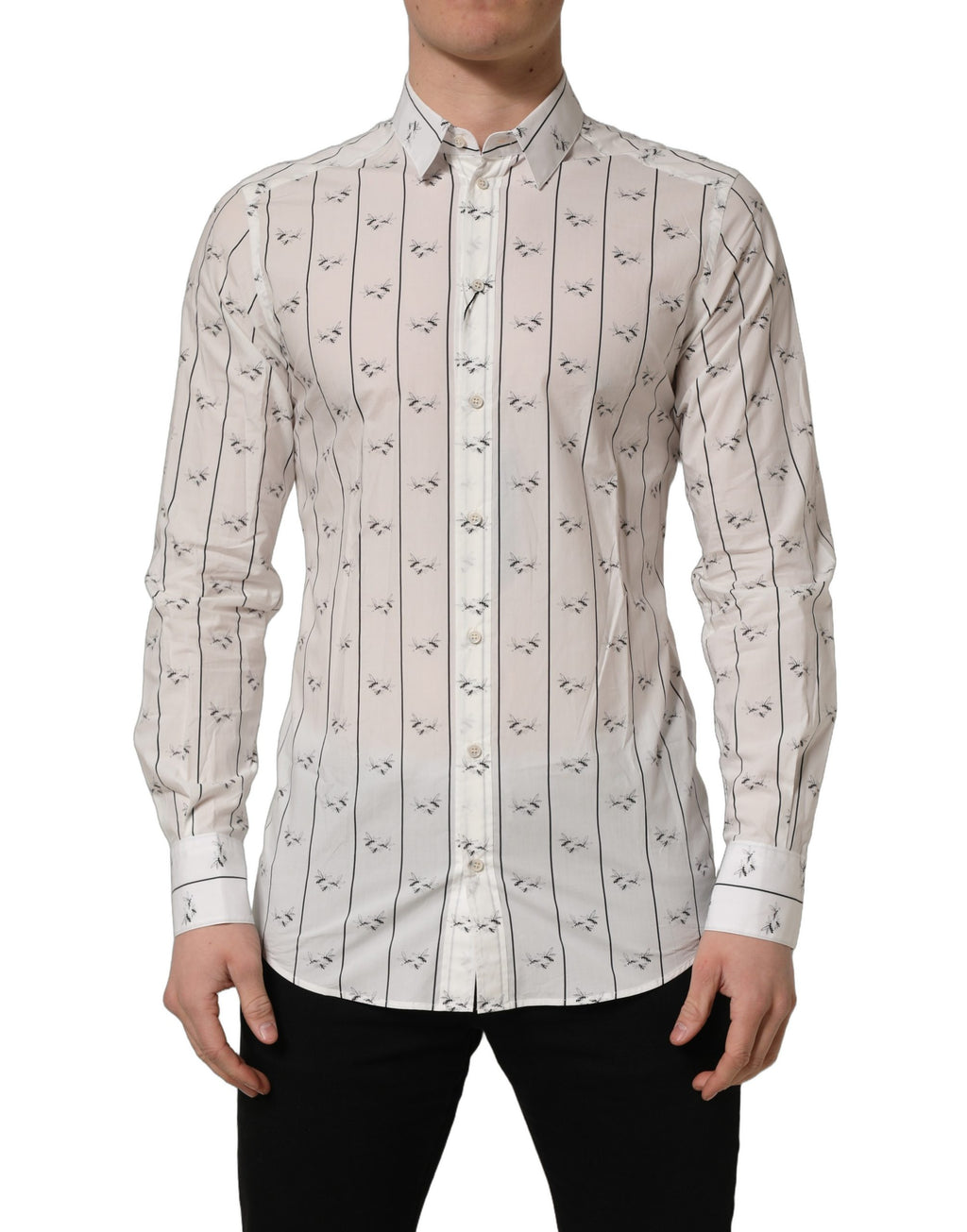 Chemise en coton blanche Dolce & Gabbana avec motif abeilles dorées, ajustée, vue en détail sur le produit.
