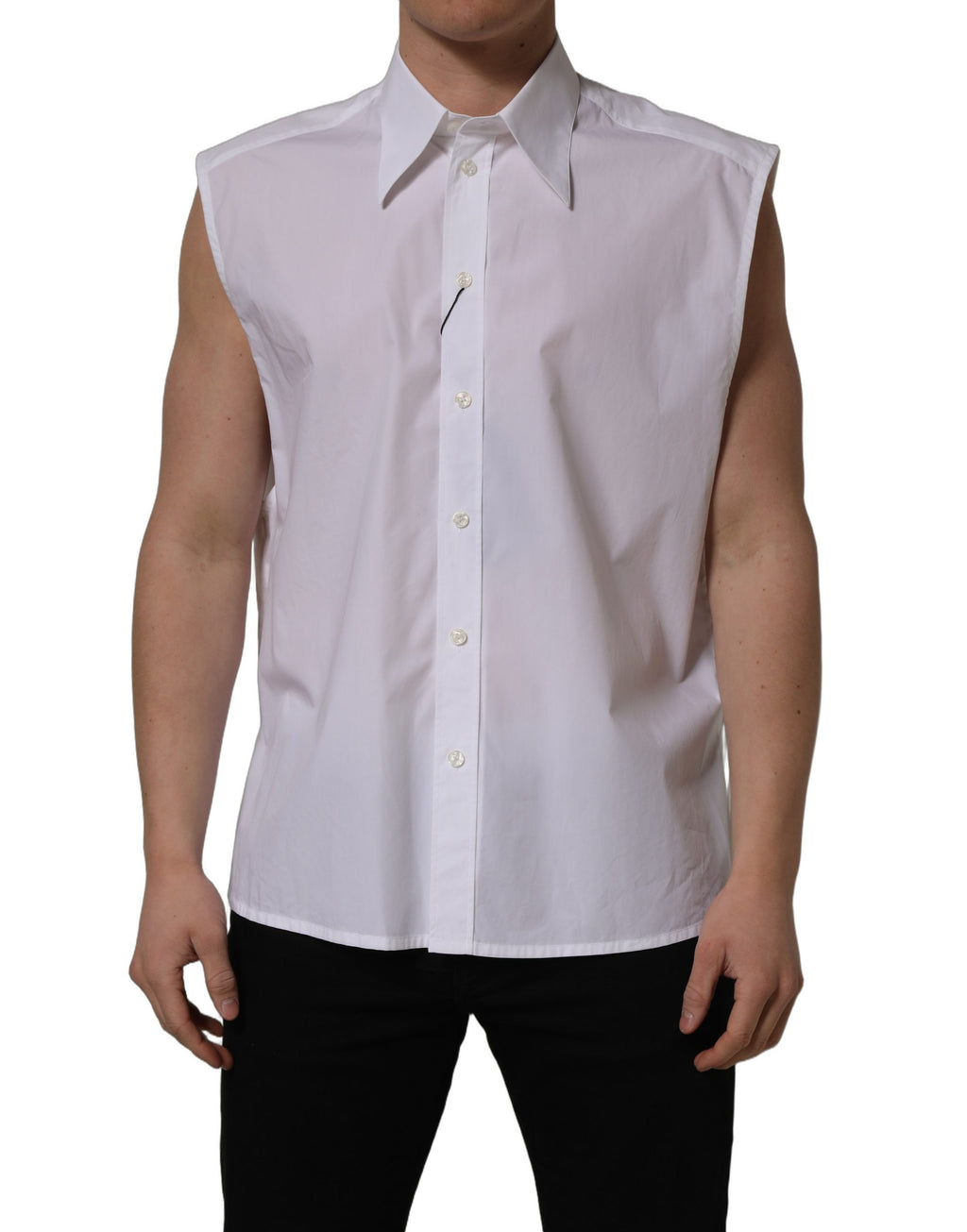 Chemise formelle sans manches en coton blanc de Dolce & Gabbana, élégante et sophistiquée, visible avec col et boutons.