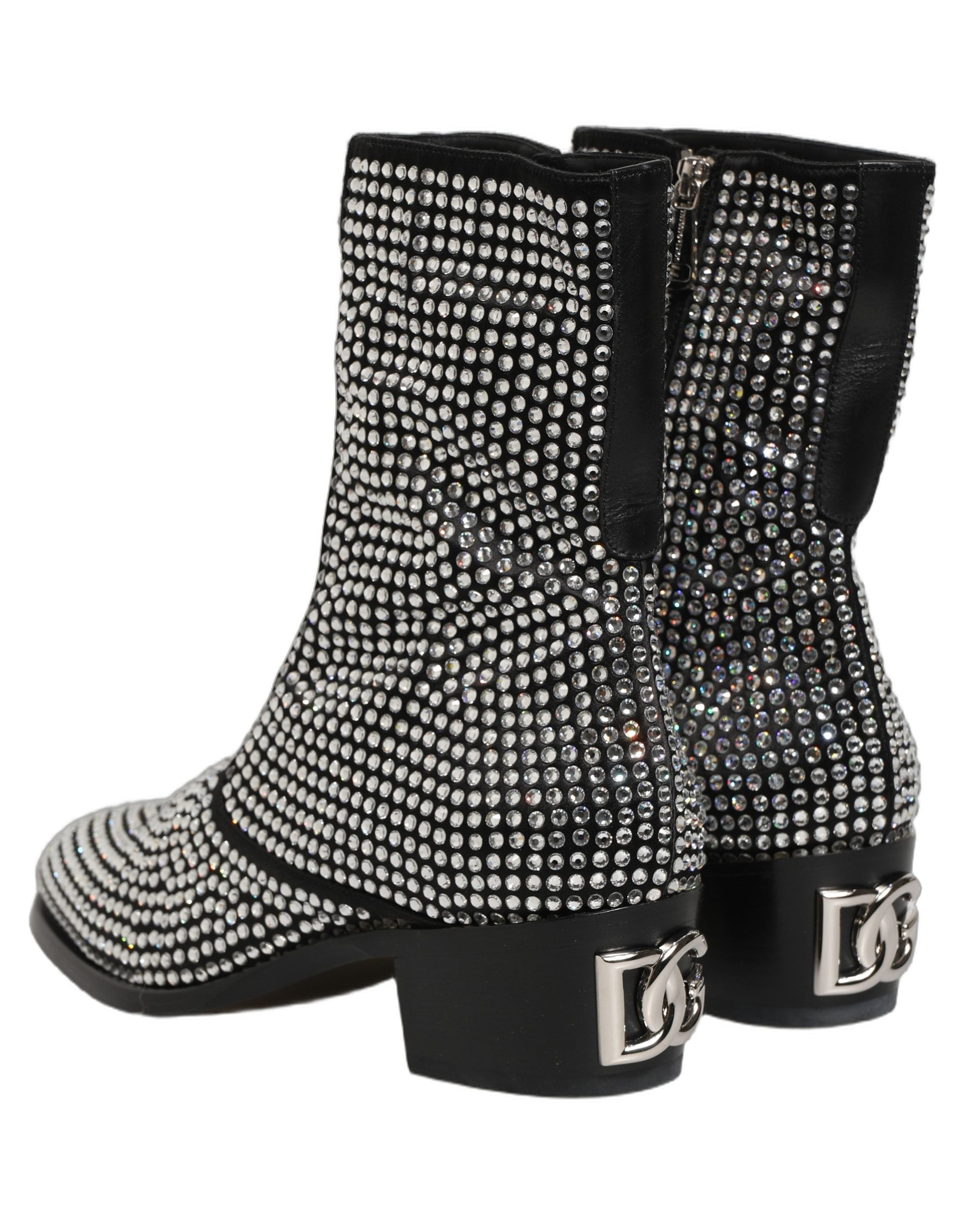 Bottes ankle Dolce & Gabbana noires ornées de cristaux scintillants, chaussures élégantes en cuir avec détails brillants.