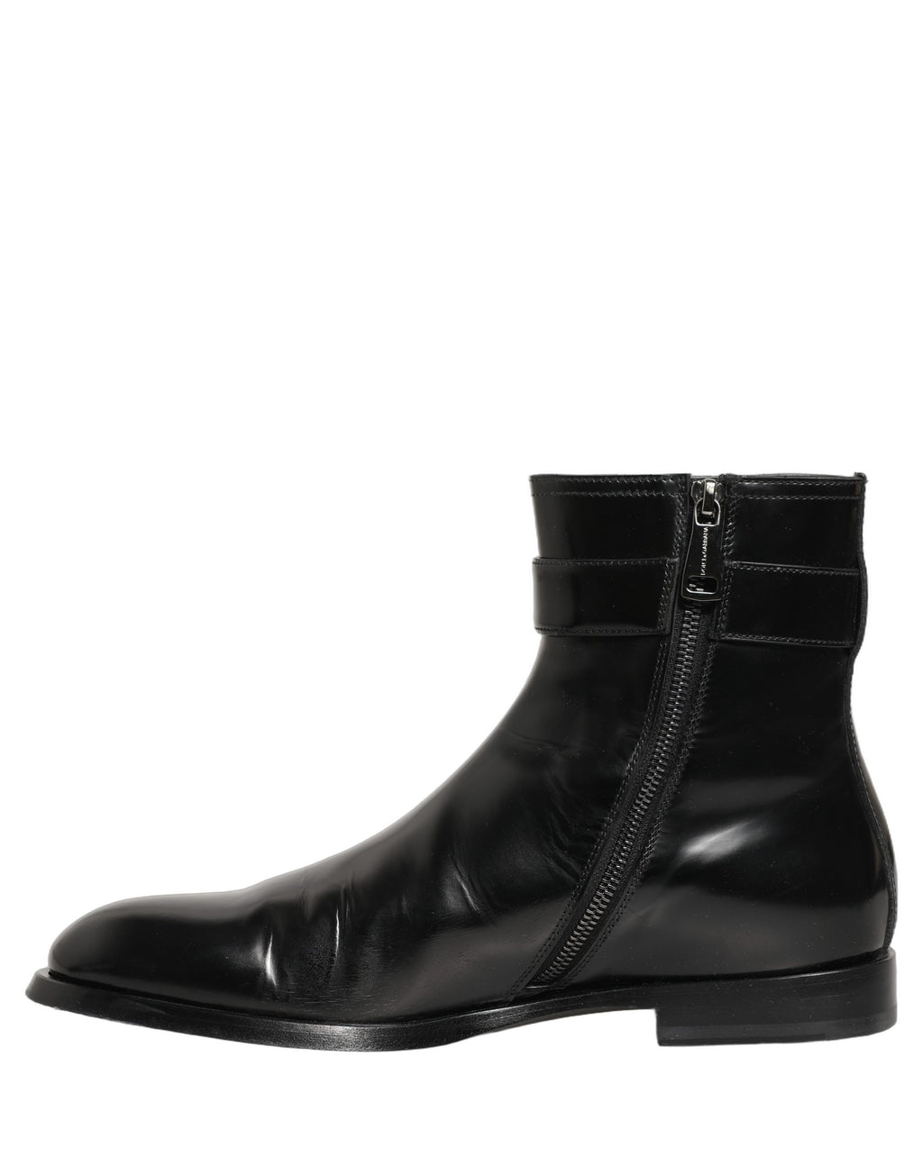Bottes mi-mollet en cuir noir Dolce & Gabbana avec boucle logo, style élégant et sophistiqué, vue de face.