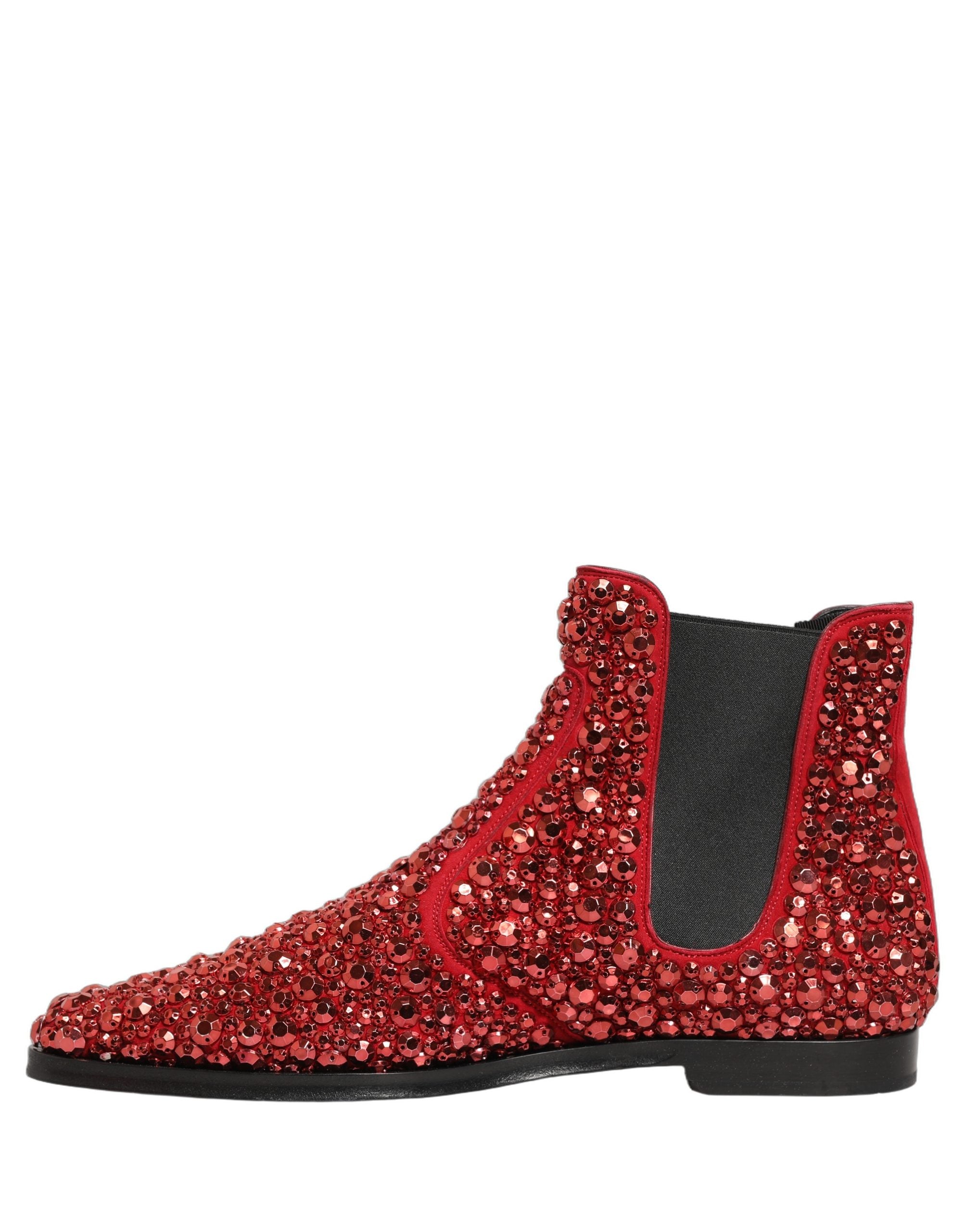 Chaussures Chelsea Dolce & Gabbana rouges avec embellissements, bottines élégantes en cuir pour femme.