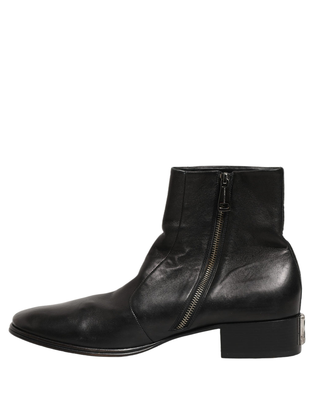 Bottes courtes en cuir noir Dolce & Gabbana avec logo, ankle boots élégantes et stylées pour femmes.
