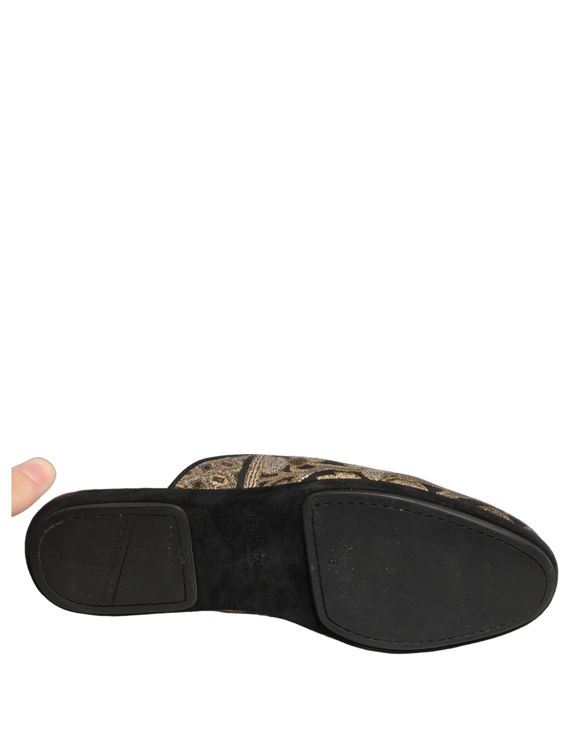 Sandales homme Dolce & Gabbana en jacquard floral noir, chaussures plates élégantes et confortables.