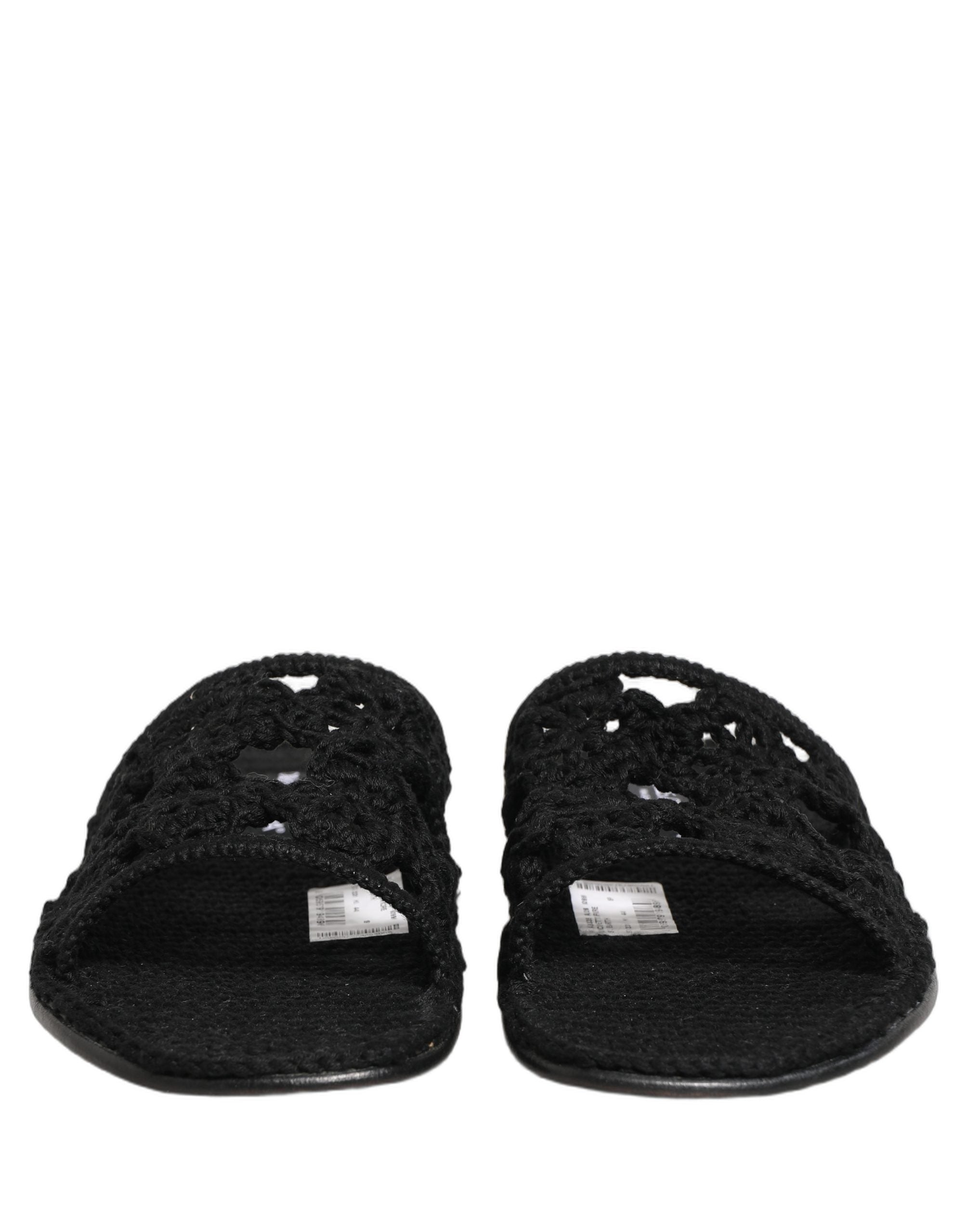 Sandales plates en tissu noir Dolce & Gabbana, chaussures tressées élégantes pour femmes.