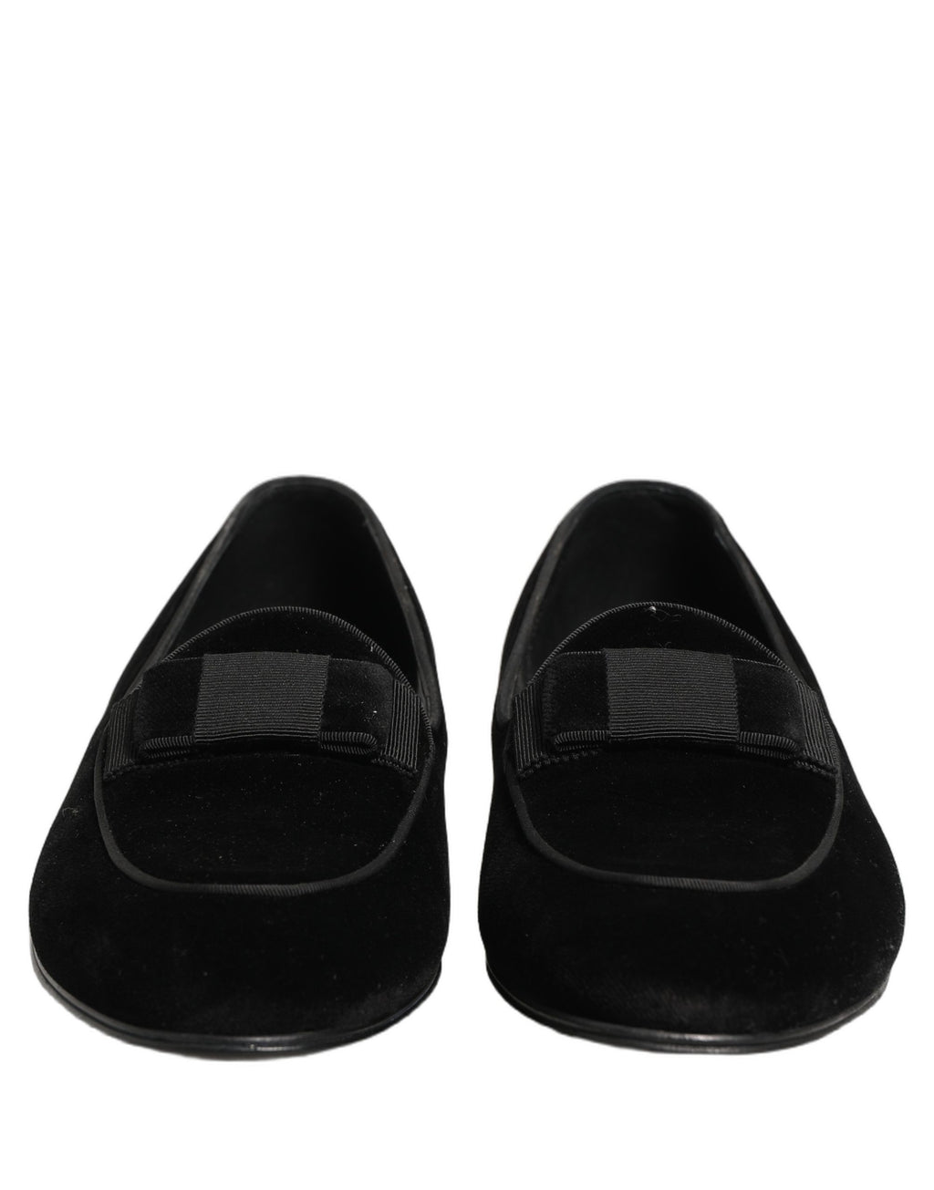 Chaussures formelles pour hommes Dolce & Gabbana en velours noir, loafers élégants pour occasion spéciale.