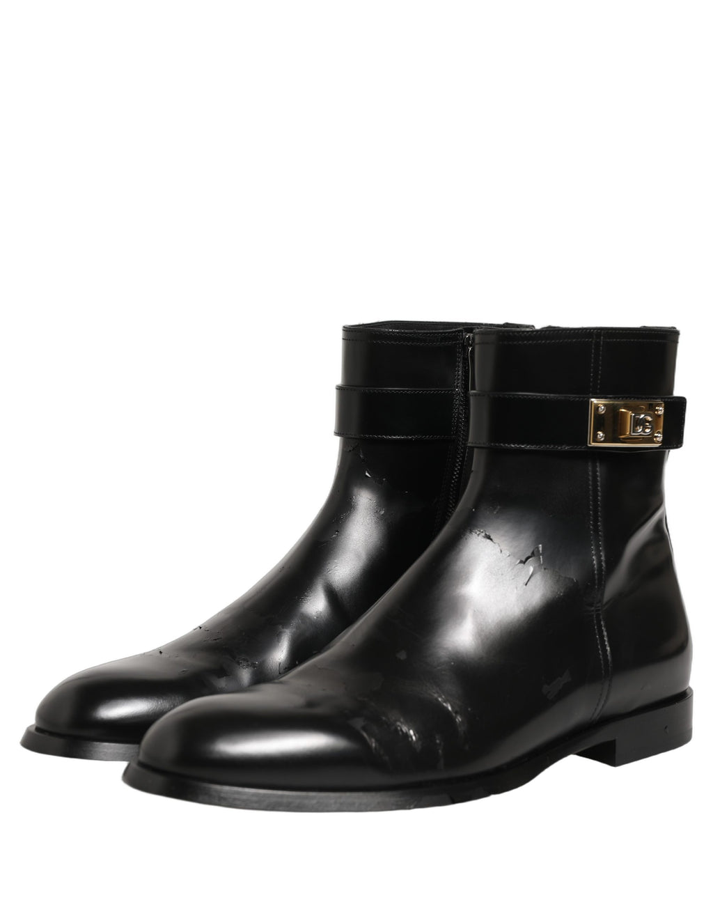 Bottes en cuir noir Dolce & Gabbana avec boucle logo, mi-mollet, chaussures élégantes et sophistiquées.