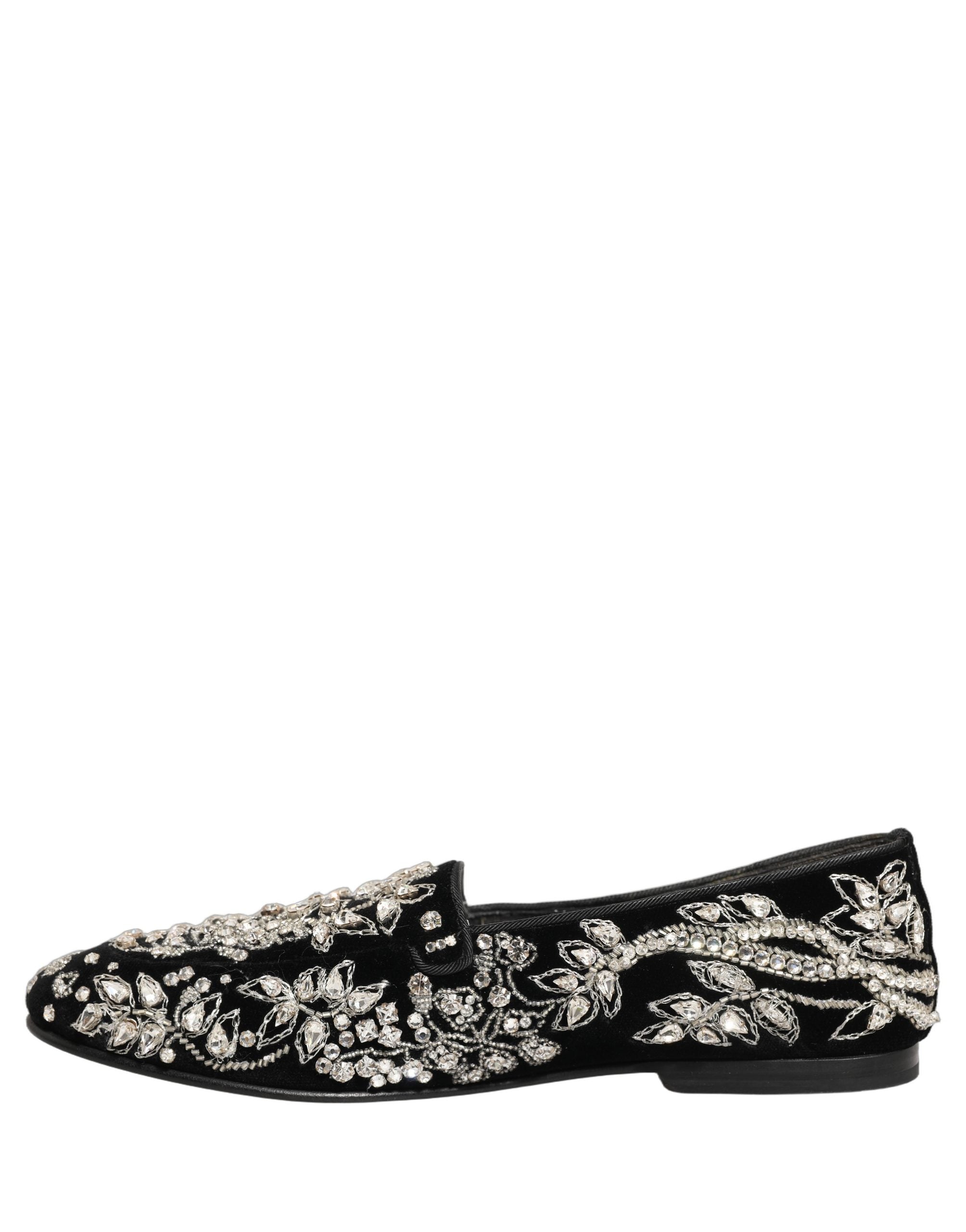 Chaussures mocassins Dolce & Gabbana en velours noir avec embellissements élégants, à la mode et sophistiquées pour femmes.
