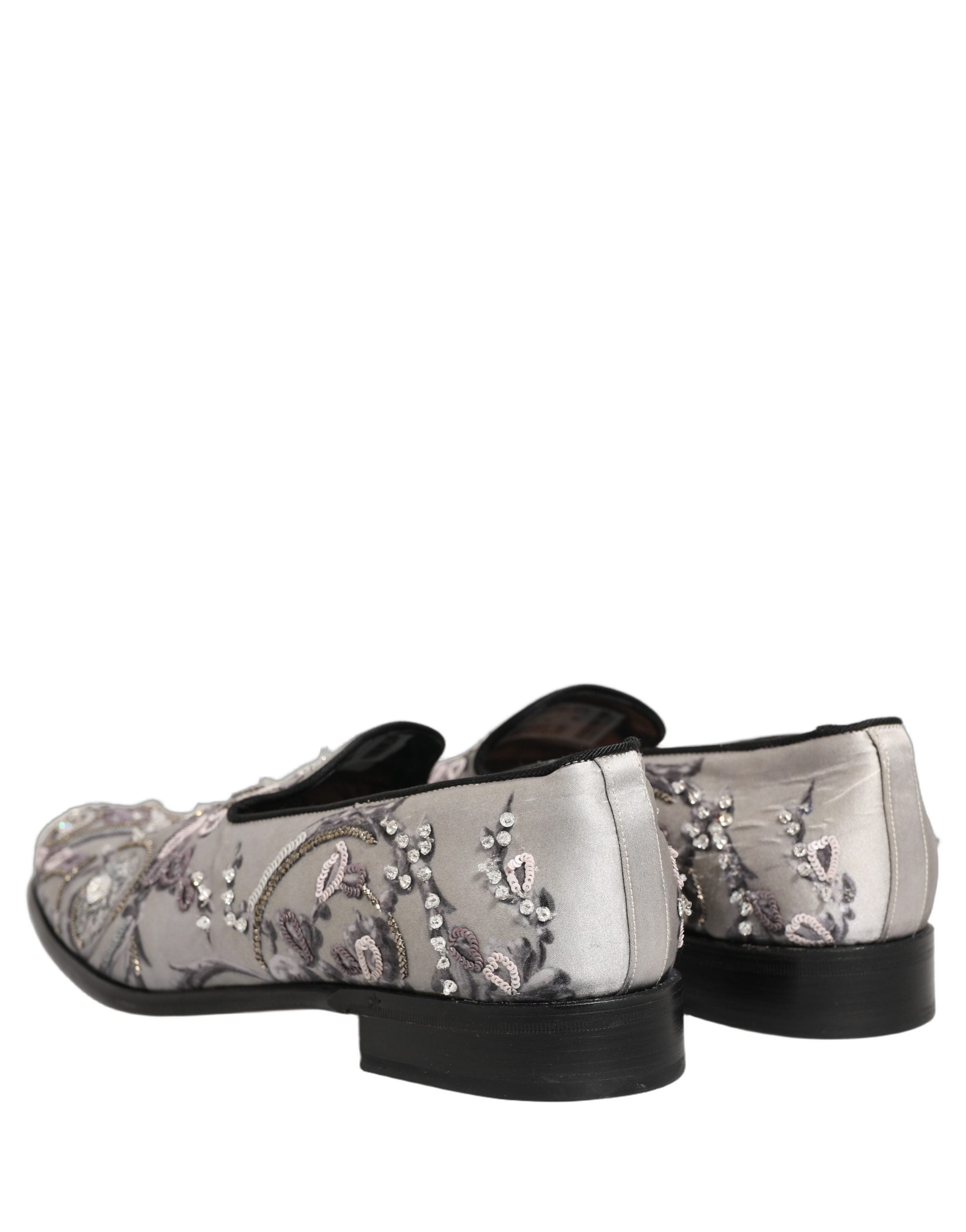 Chaussures Dolce & Gabbana en daim blanc à sequins pour occasion formelle, style slip-on élégante et sophistiquée.