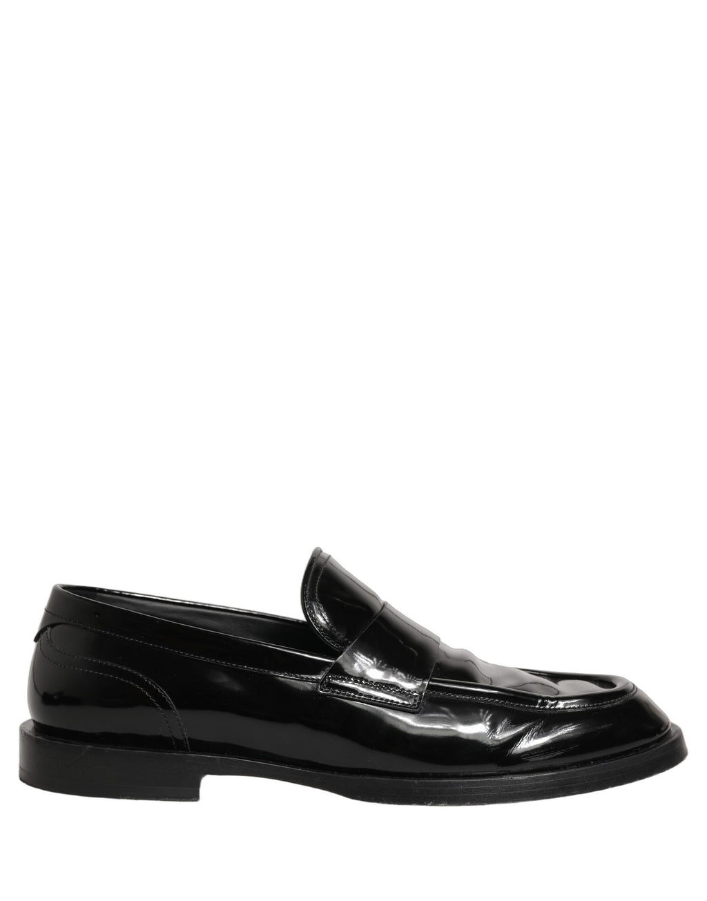 Chaussures mocassins formels en cuir noir de Dolce & Gabbana pour homme, élégantes et sophistiquées.
