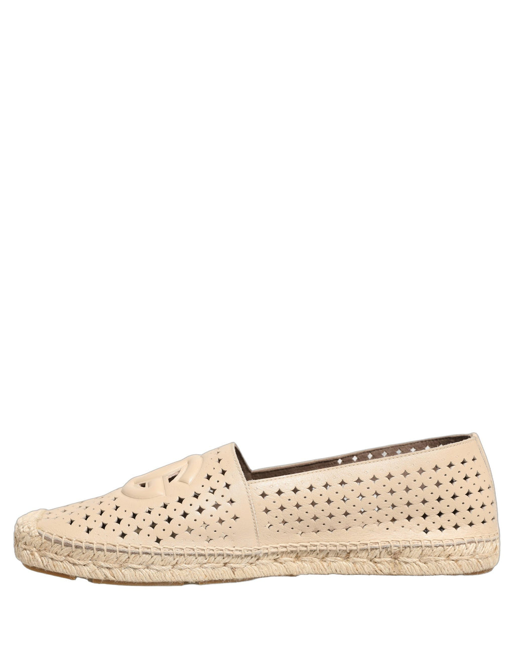 Espadrilles en cuir beige Dolce & Gabbana avec logo découpé, chaussures élégantes et confortables pour l'été.