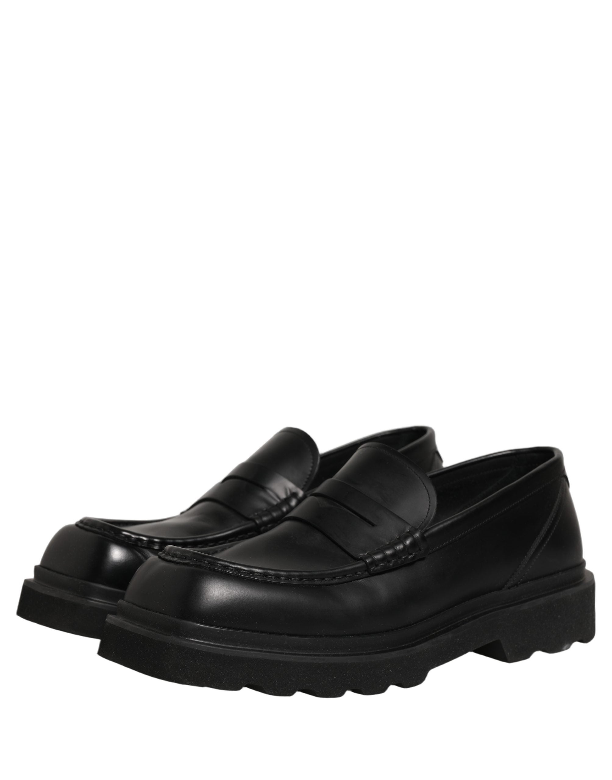 Chaussures mocassins pour homme Dolce & Gabbana en cuir de veau noir, élégantes et sophistiquées.