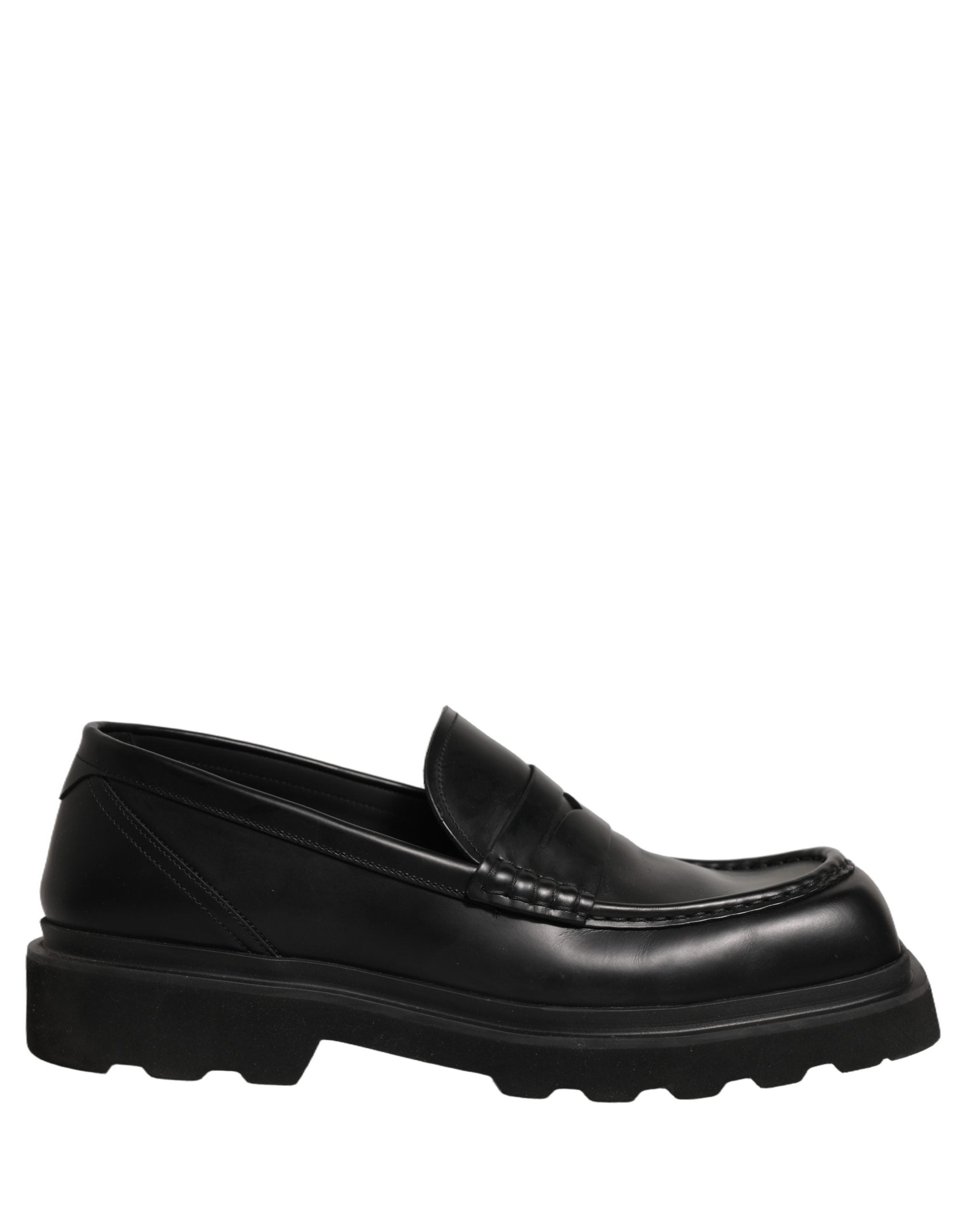 Chaussures hommes mocassins Dolce & Gabbana en cuir de veau noir pour robe élégante, vue de face.