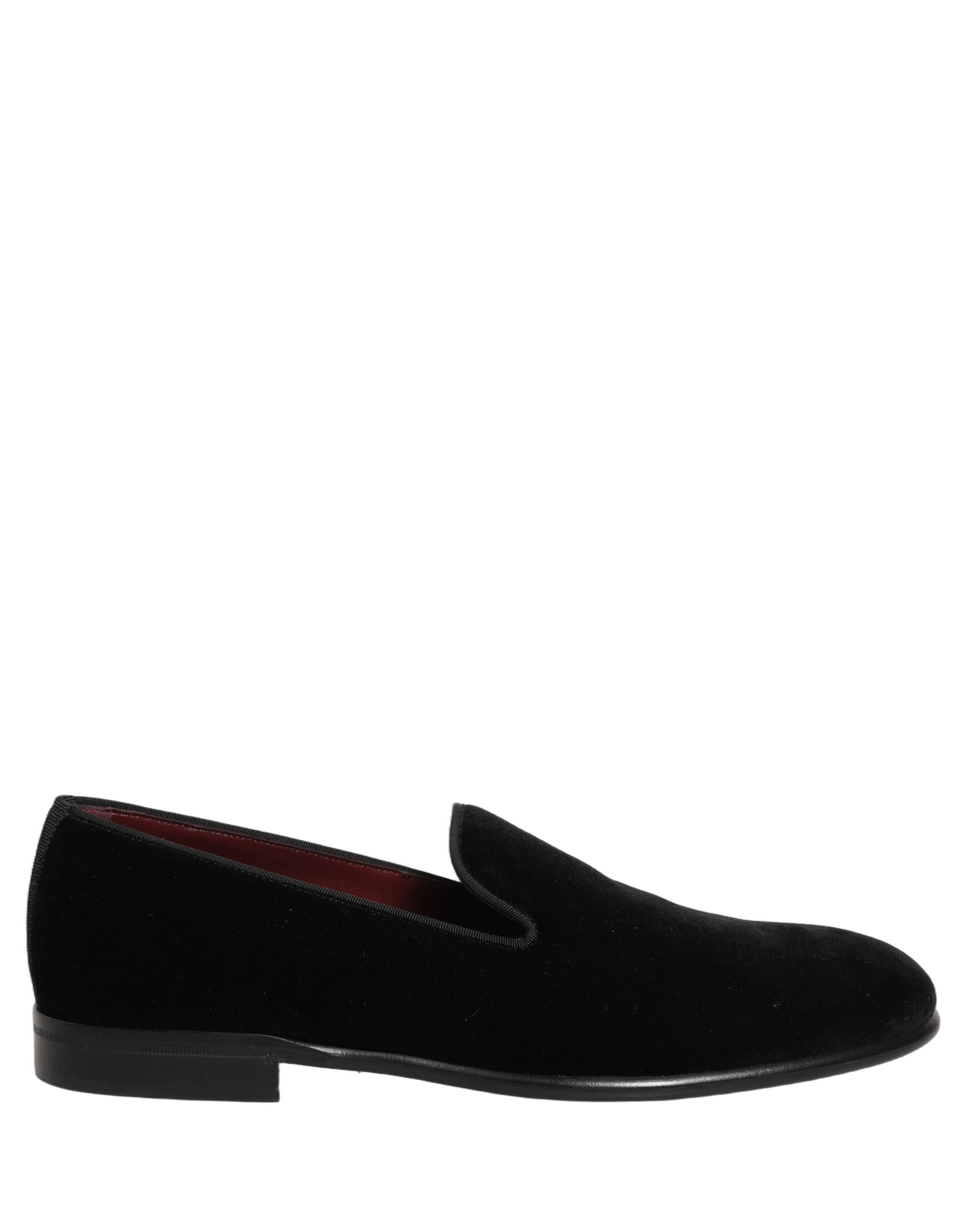 Chaussures formelles pour hommes Dolce & Gabbana en velours noir, loafers élégants pour dressing sophistiqué.