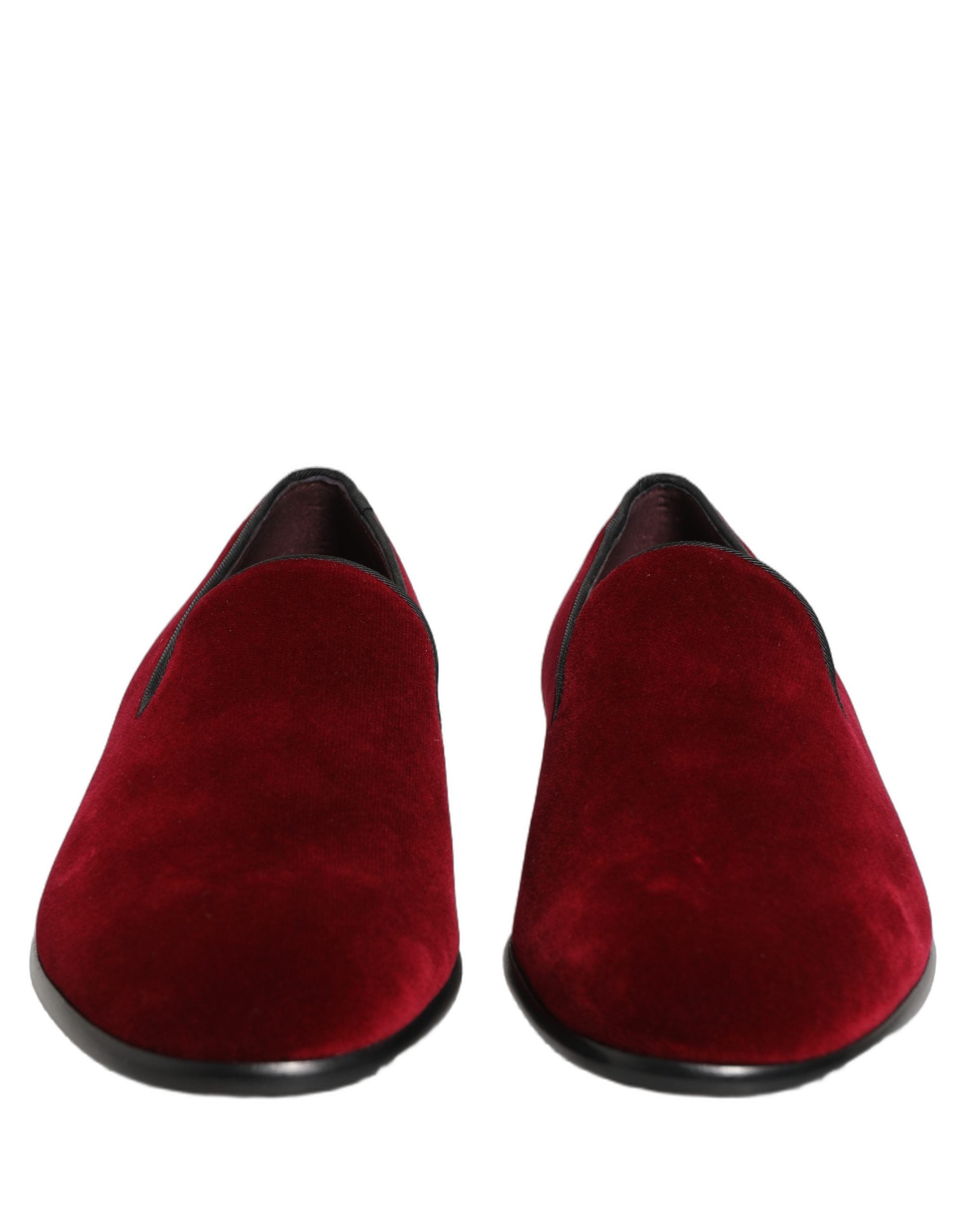 Chaussures loafer en velours bordeaux Dolce & Gabbana, slip-on élégantes pour femme ou homme.
