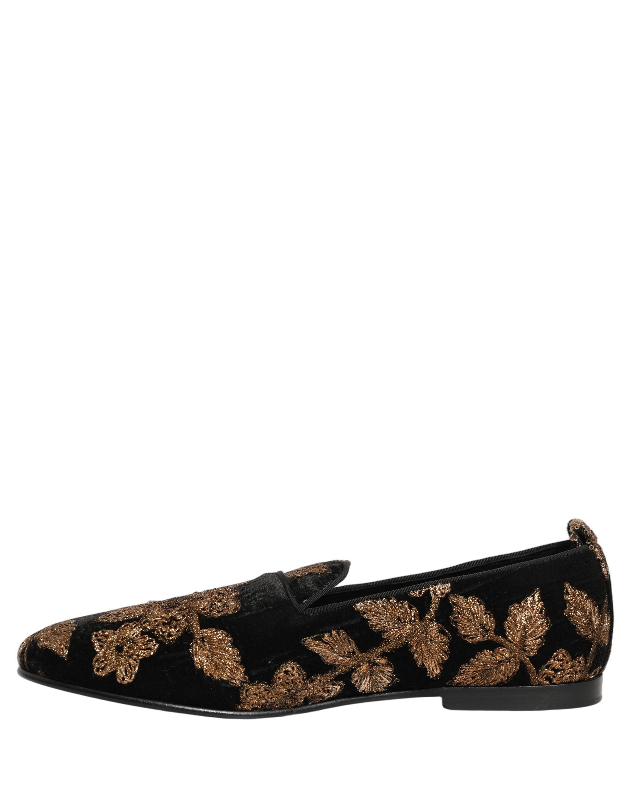 Chaussures loafers Dolce & Gabbana en jacquard floral noir, élégantes et sophistiquées, visibles en gros plan.