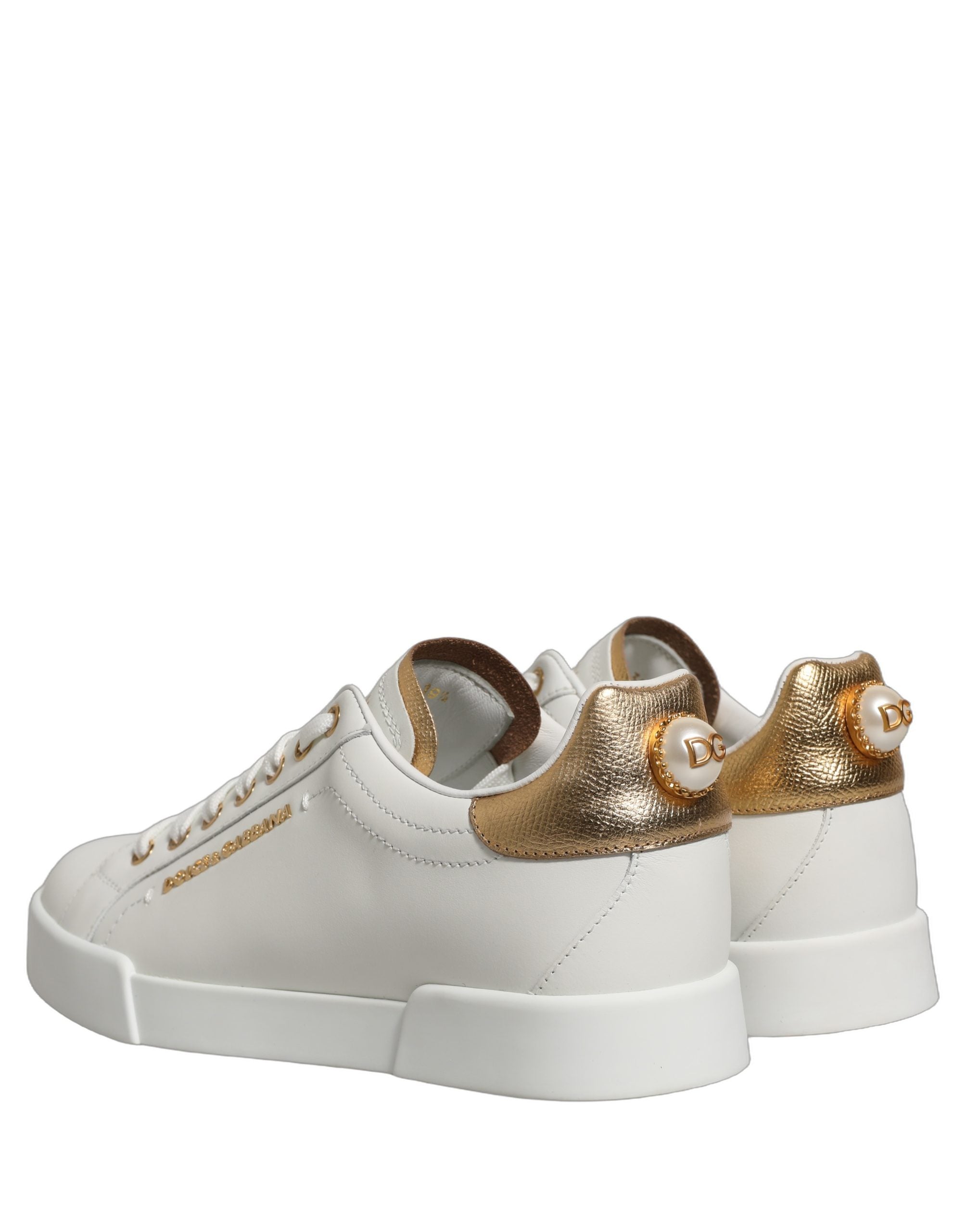 Chaussures basses Dolce & Gabbana blanches en or orné de détails brillants et embellissements, chaussures de style sneaker élégantes