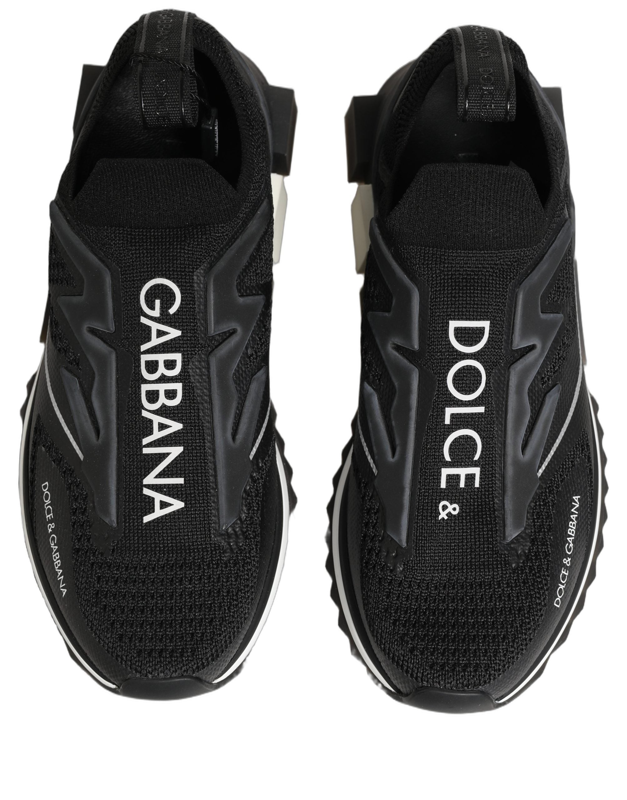 Chaussures sneakers Dolce & Gabbana Sorrento à enfiler noir et blanc avec logo, vue de face sur fond blanc.