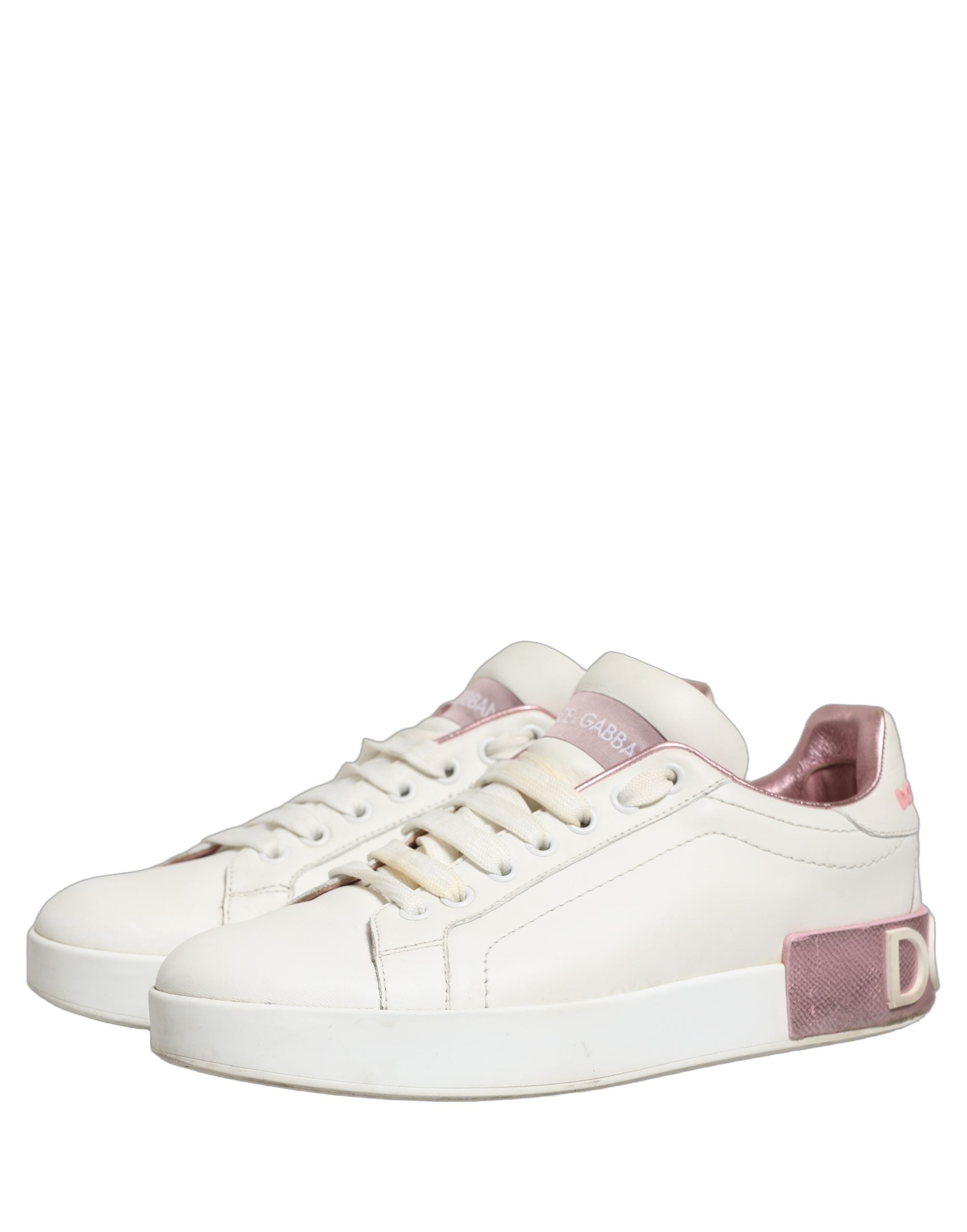 Chaussures sneakers basses en cuir blanc et rose de Dolce & Gabbana, élégantes et confortables pour un style tendance.