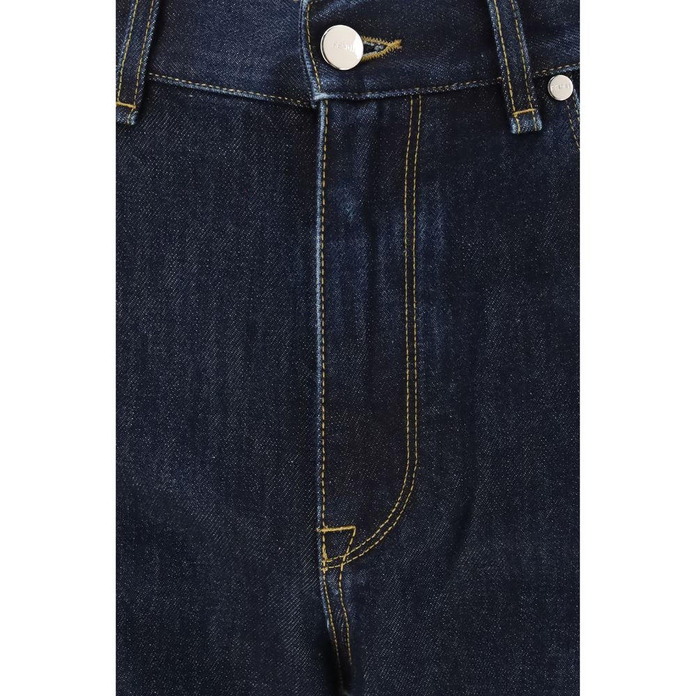 Jeans droits en coton bleu Fendi, avec coupe classique et détails de marque visibles sur l'image.